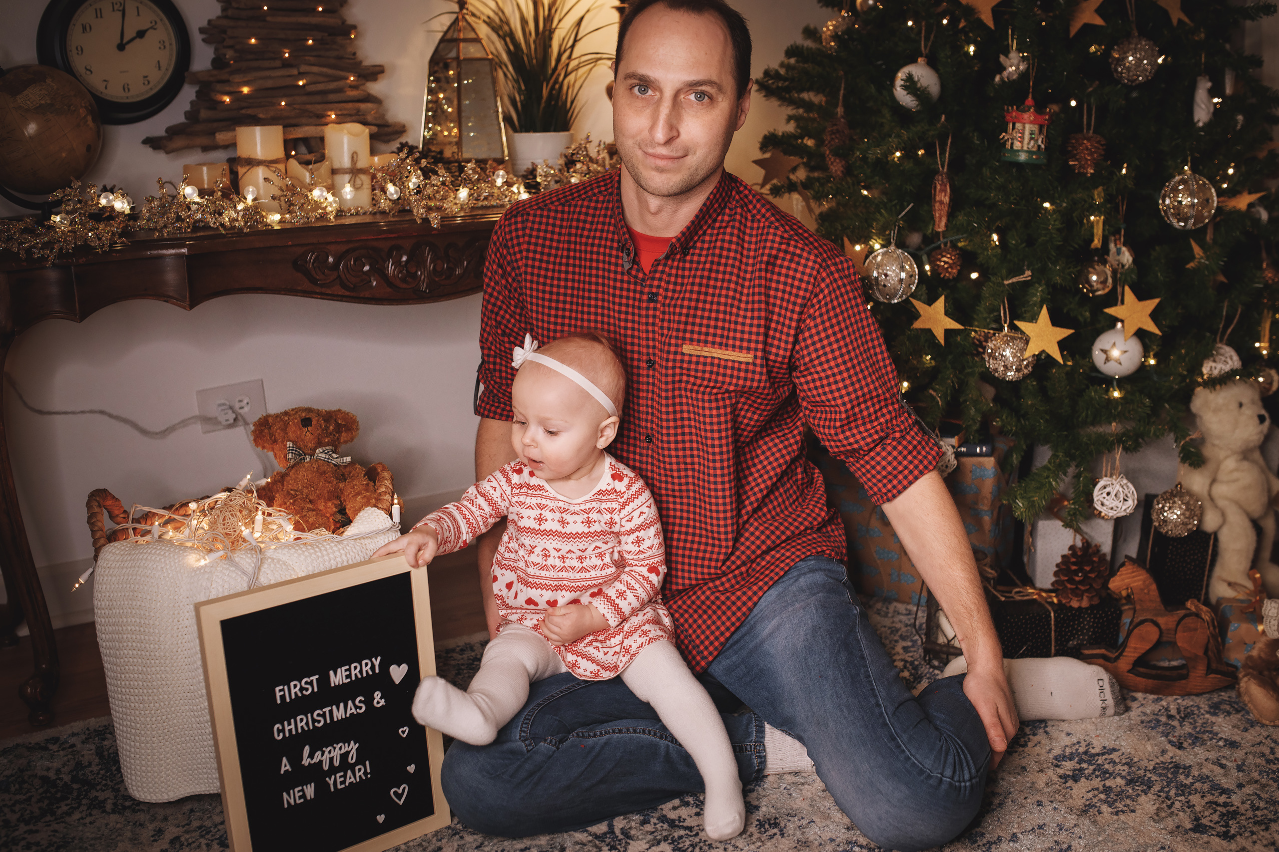 12.14.2019 Christmas Family Photoshoot 20. Wedding family event photographer in Chicago Nick Yushevich
