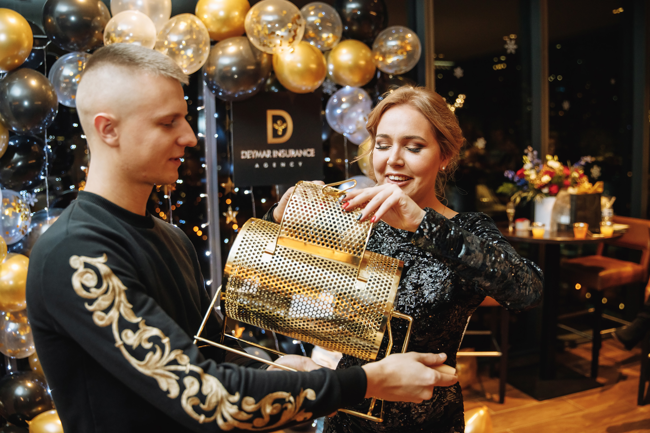 Deymar Insurance Agency. Wedding family event photographer in Chicago Nick Yushevich