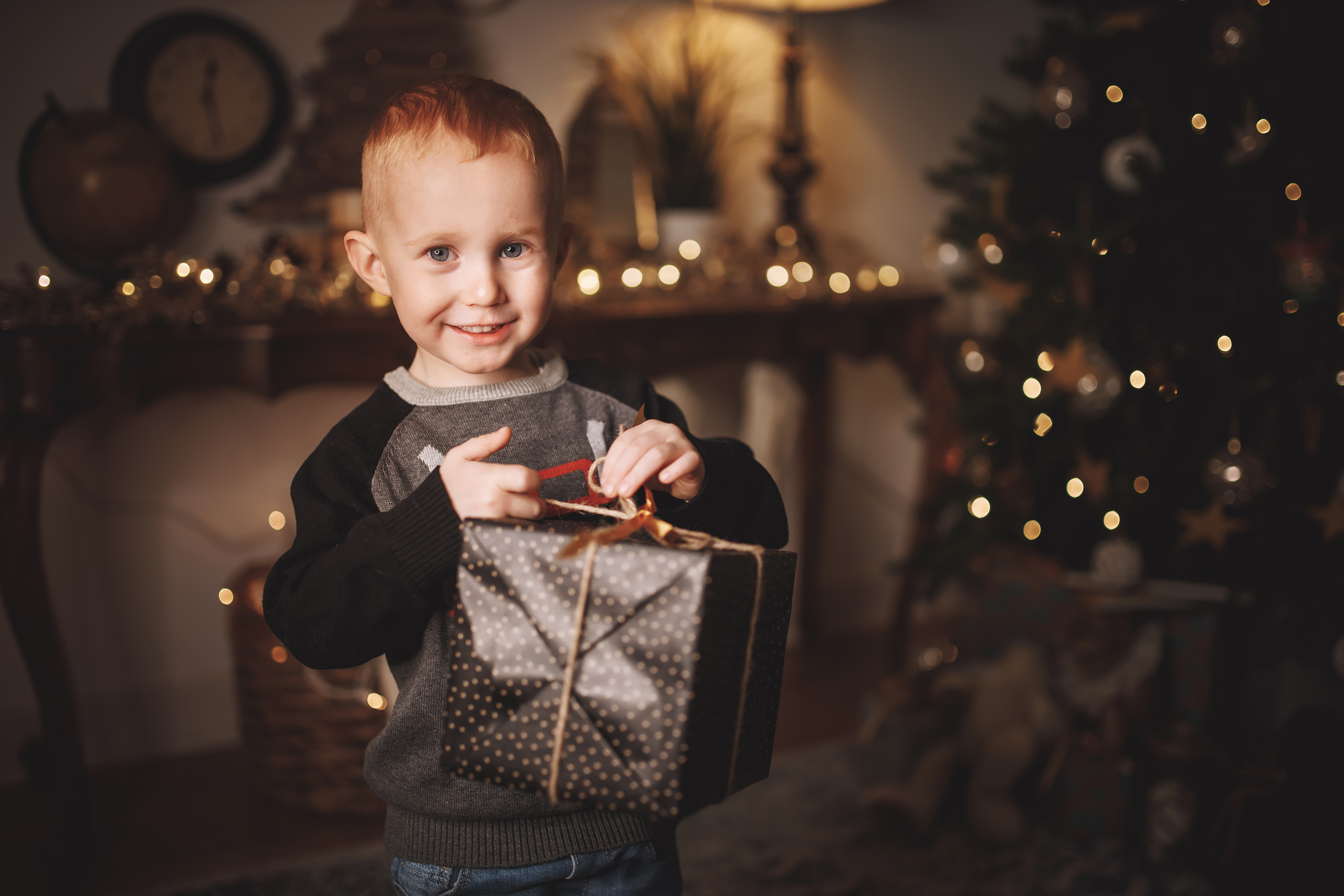 12.07.2019 Christmas Family Photoshoot 12. Wedding family event photographer in Chicago Nick Yushevich