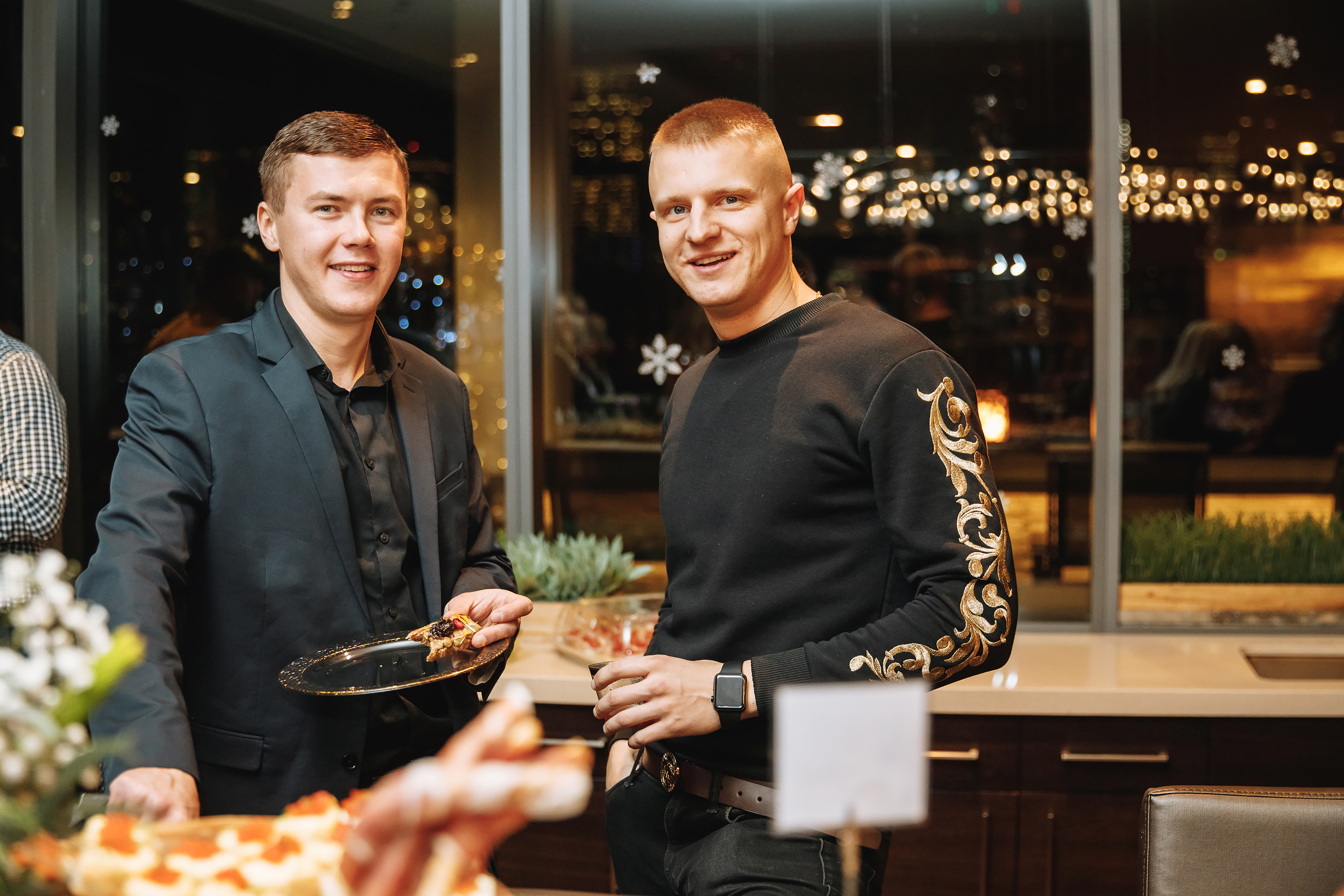 Deymar Insurance Agency. Wedding family event photographer in Chicago Nick Yushevich