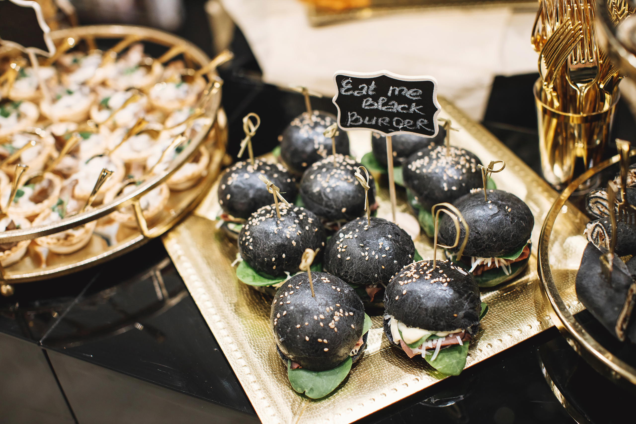 O&B style. Wedding family event photographer in Chicago Nick Yushevich