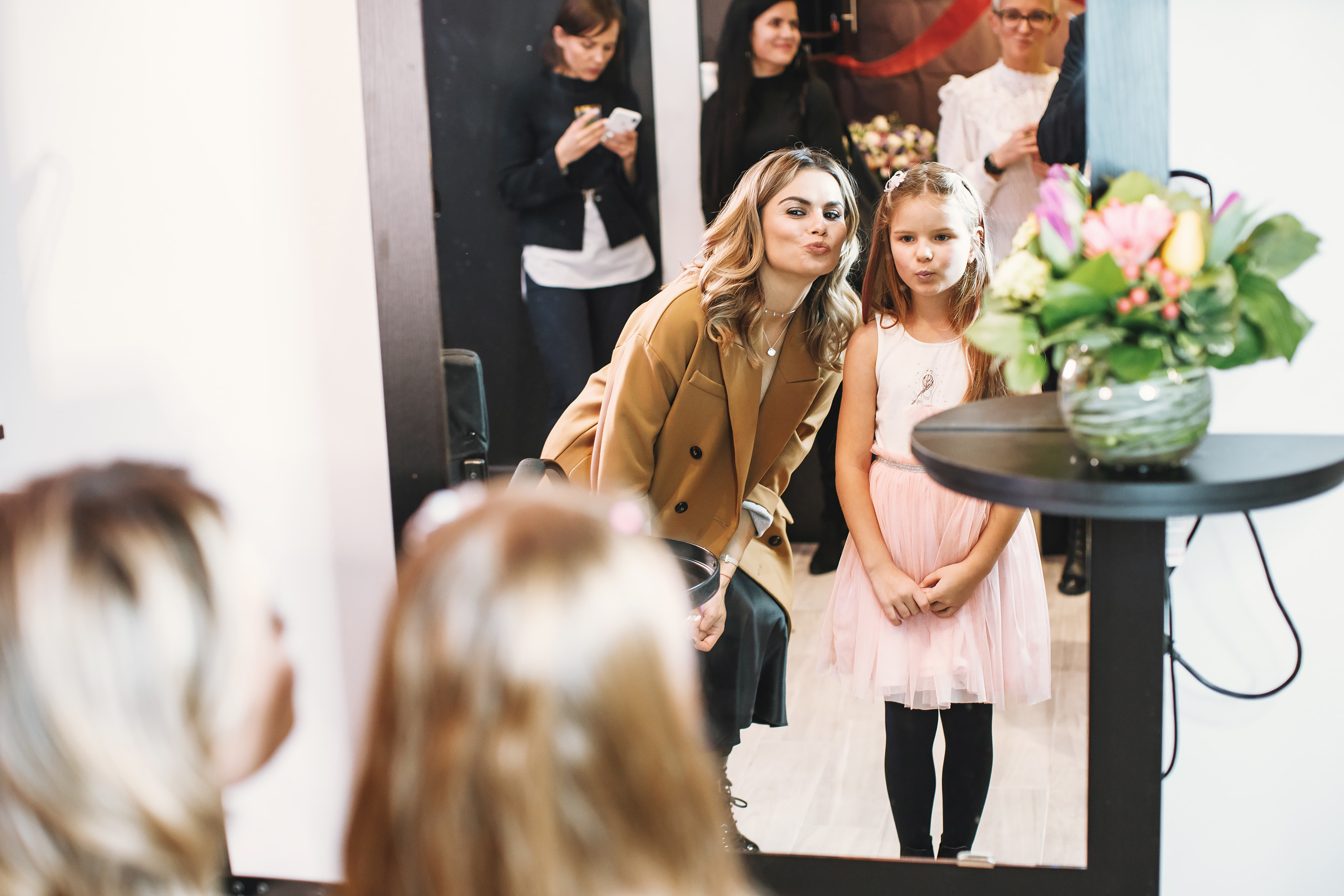 O&B style. Wedding family event photographer in Chicago Nick Yushevich