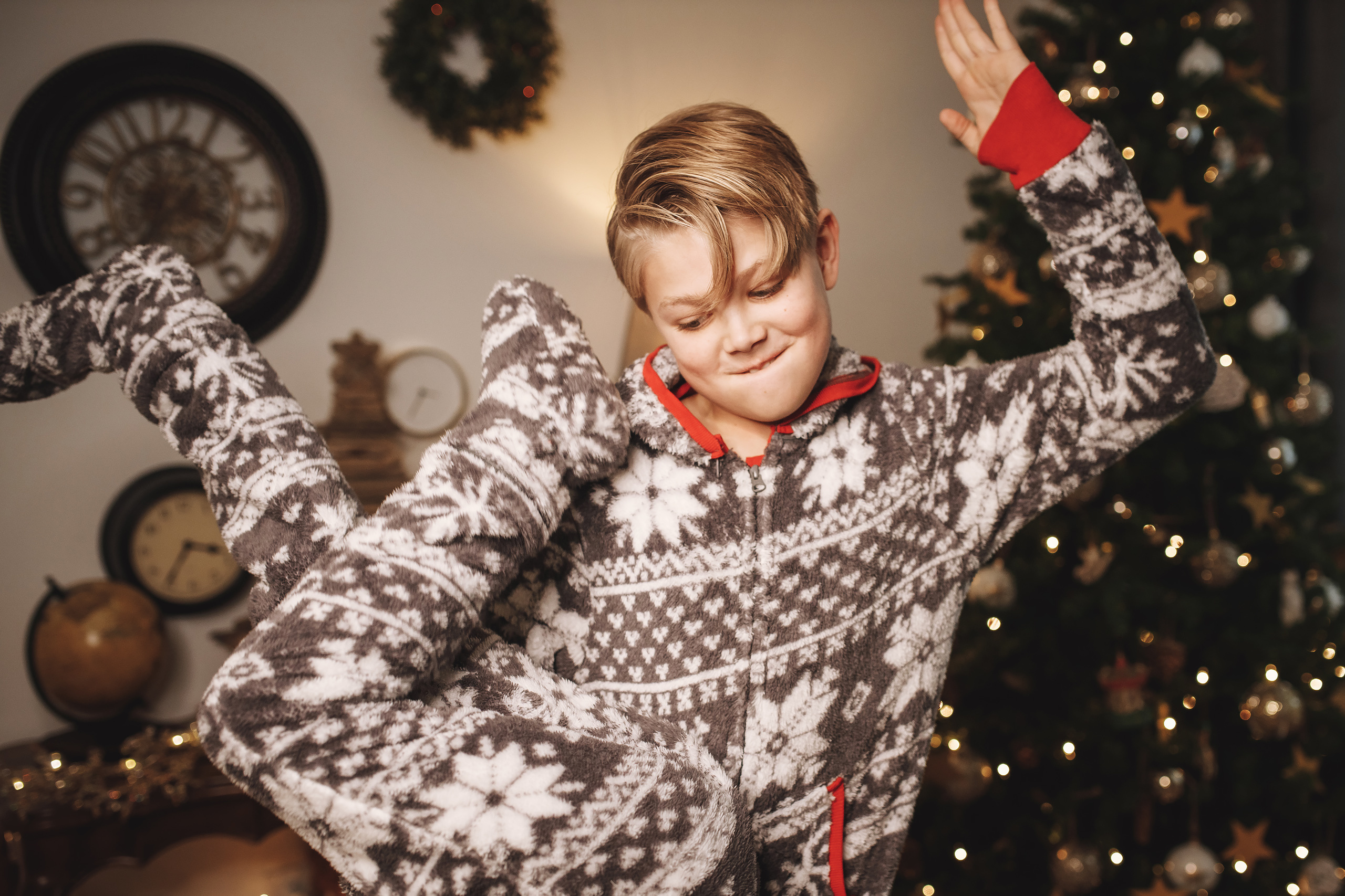 12.07.2019 Christmas Family Photoshoot 14. Wedding family event photographer in Chicago Nick Yushevich