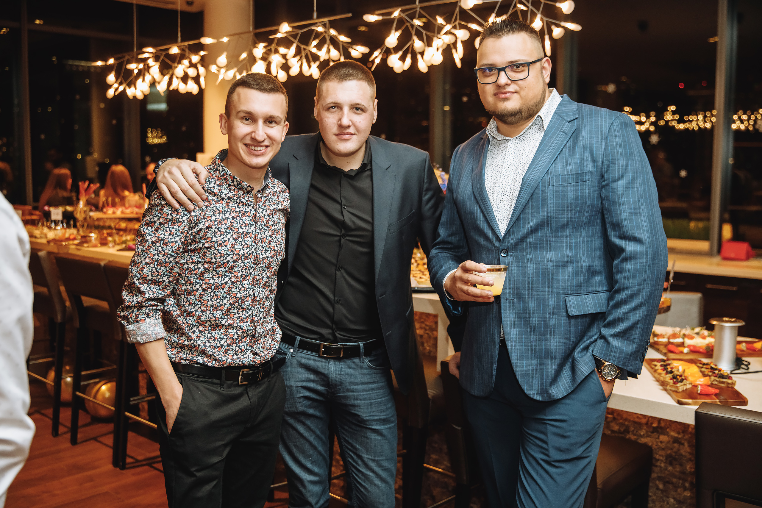 Deymar Insurance Agency. Wedding family event photographer in Chicago Nick Yushevich