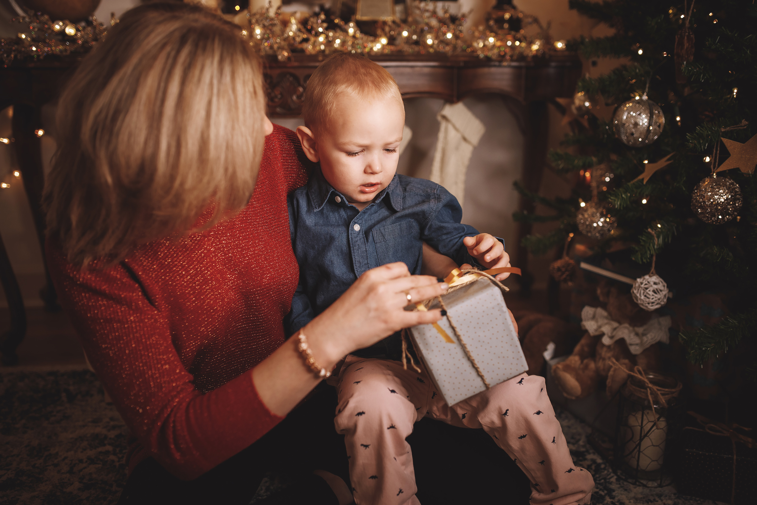 12.14.2019 Christmas Family Photoshoot 22. Wedding family event photographer in Chicago Nick Yushevich