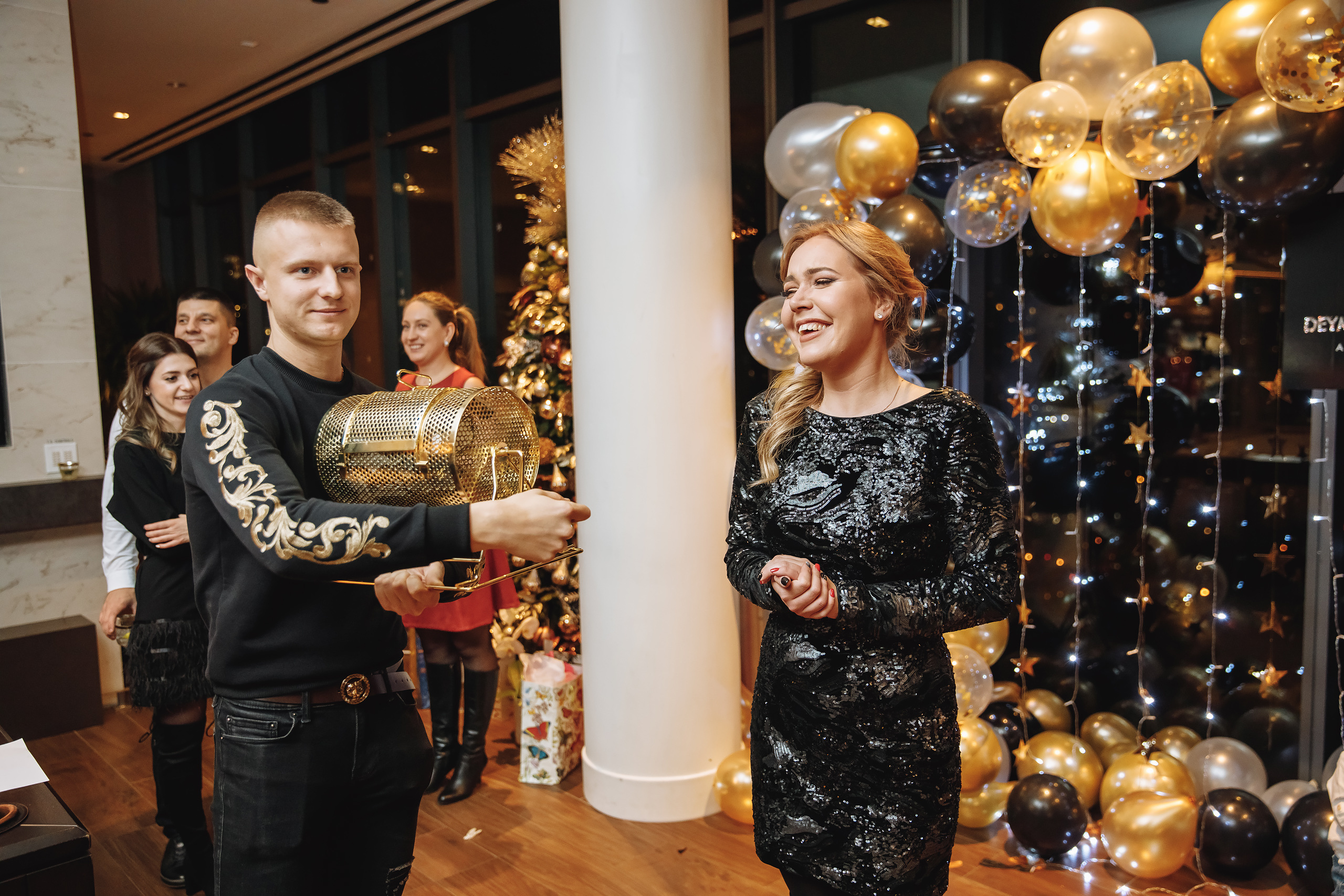 Deymar Insurance Agency. Wedding family event photographer in Chicago Nick Yushevich