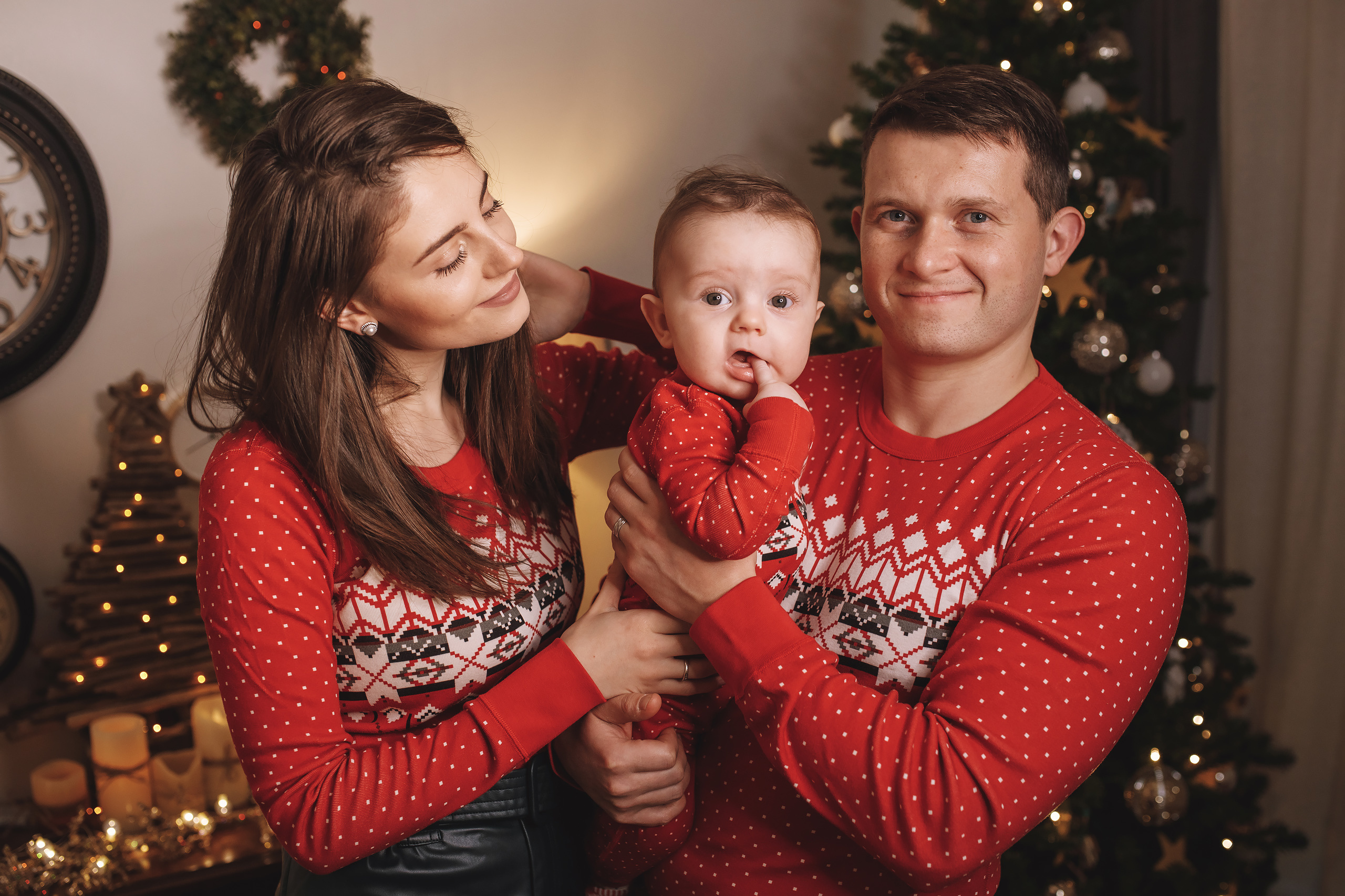 12.14.2019 Christmas Family Photoshoot 21. Wedding family event photographer in Chicago Nick Yushevich