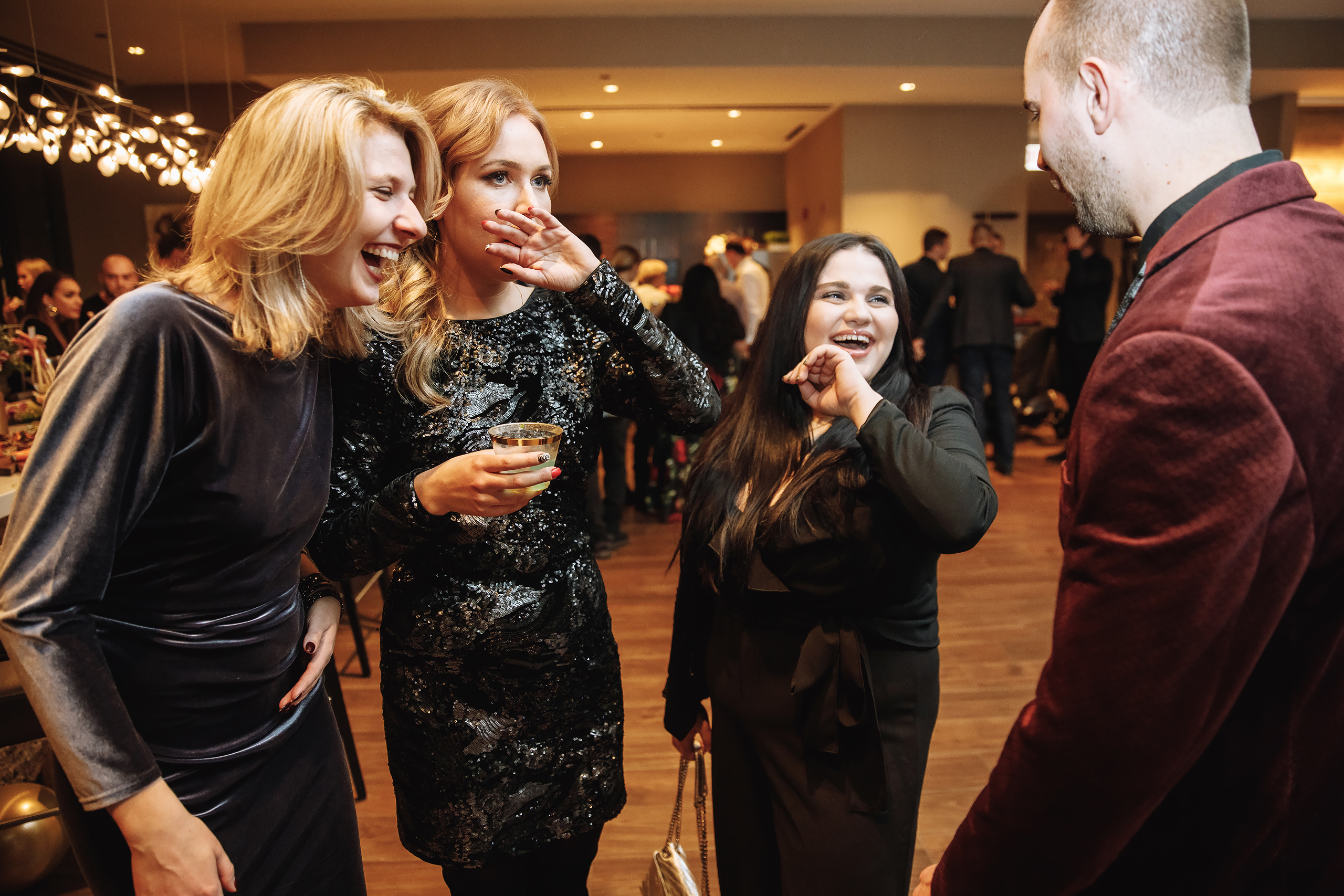 Deymar Insurance Agency. Wedding family event photographer in Chicago Nick Yushevich