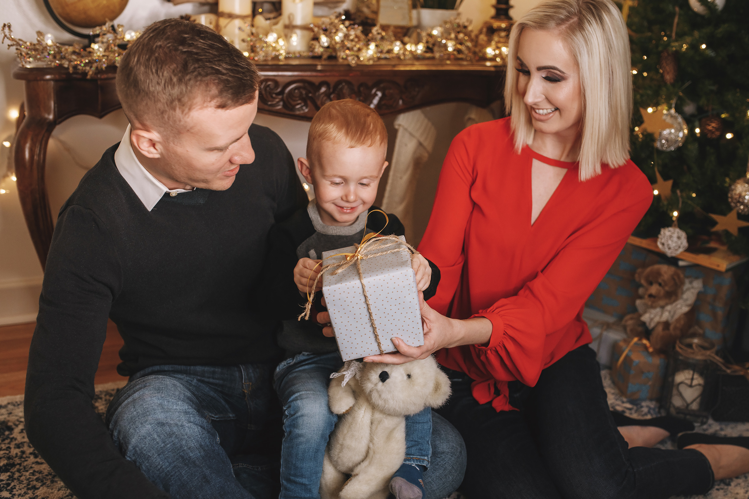 12.07.2019 Christmas Family Photoshoot 12. Wedding family event photographer in Chicago Nick Yushevich