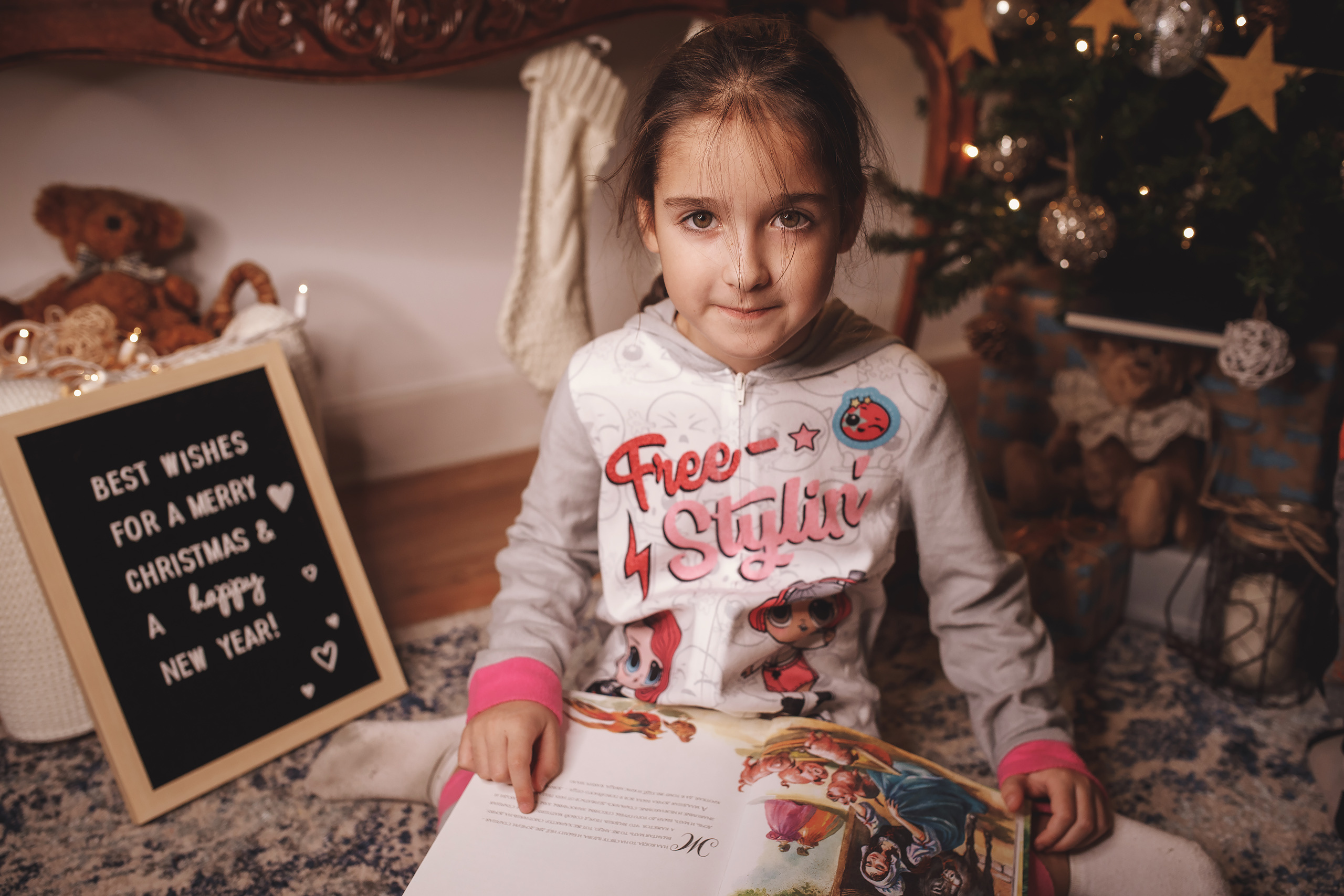 12.14.2019 Christmas Family Photoshoot 23. Wedding family event photographer in Chicago Nick Yushevich