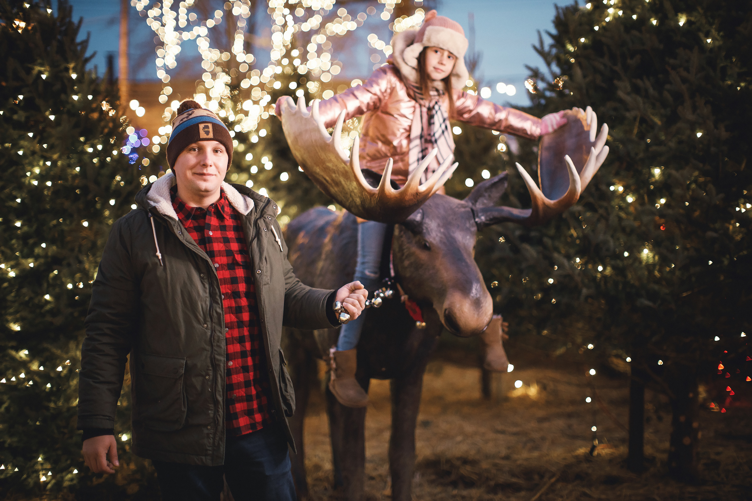 12.15.2019 Christmas Family Photoshoot. Wedding family event photographer in Chicago Nick Yushevich