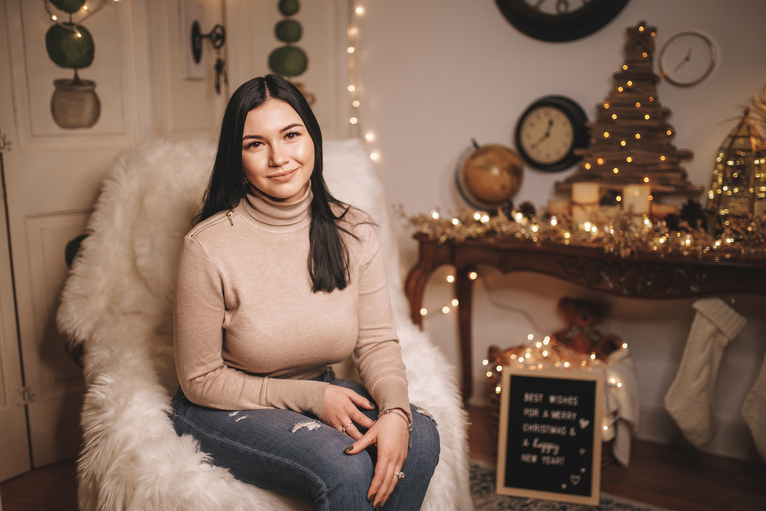 12.14.2019 Christmas Family Photoshoot 19. Wedding family event photographer in Chicago Nick Yushevich