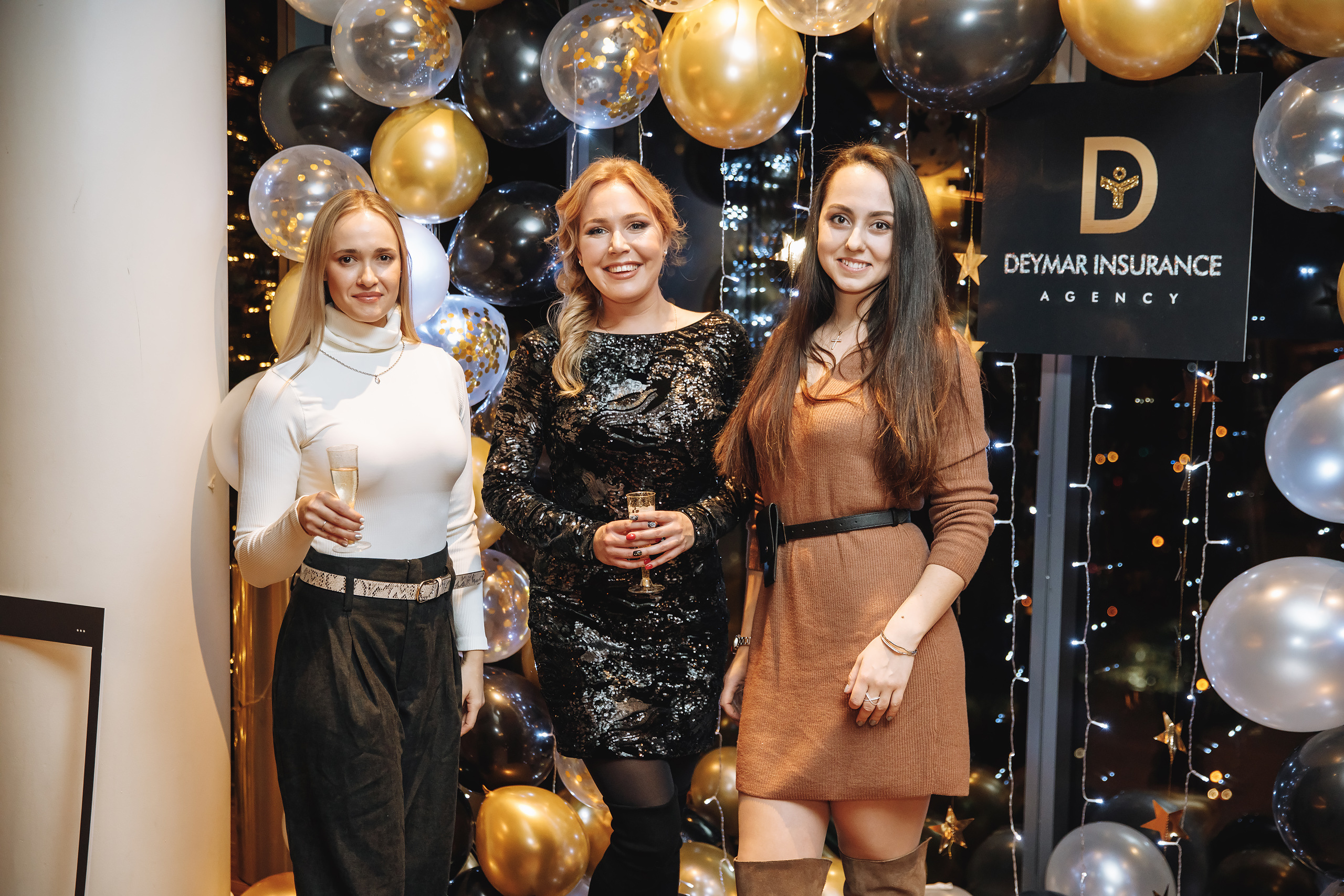 Deymar Insurance Agency. Wedding family event photographer in Chicago Nick Yushevich