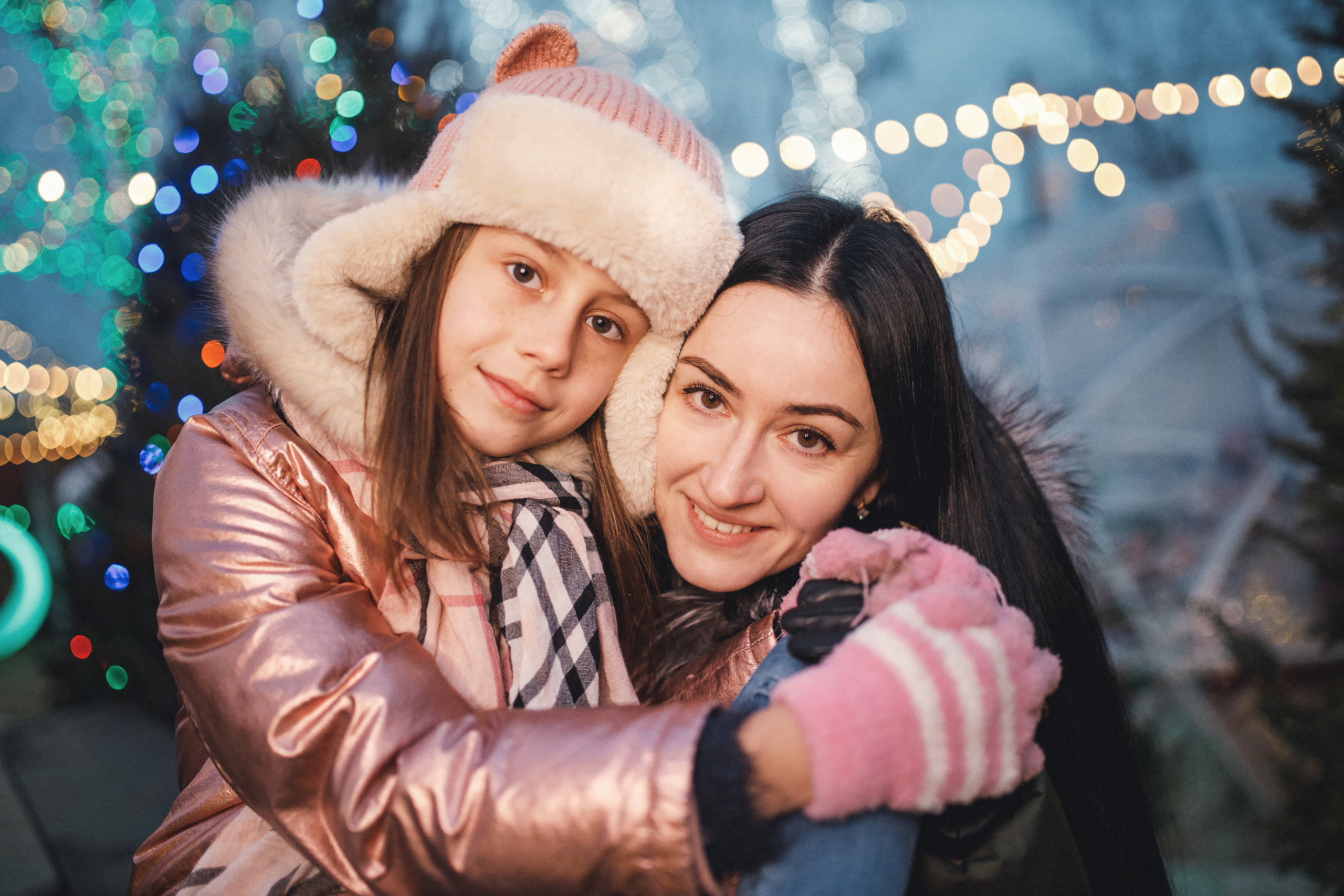 12.15.2019 Christmas Family Photoshoot. Wedding family event photographer in Chicago Nick Yushevich