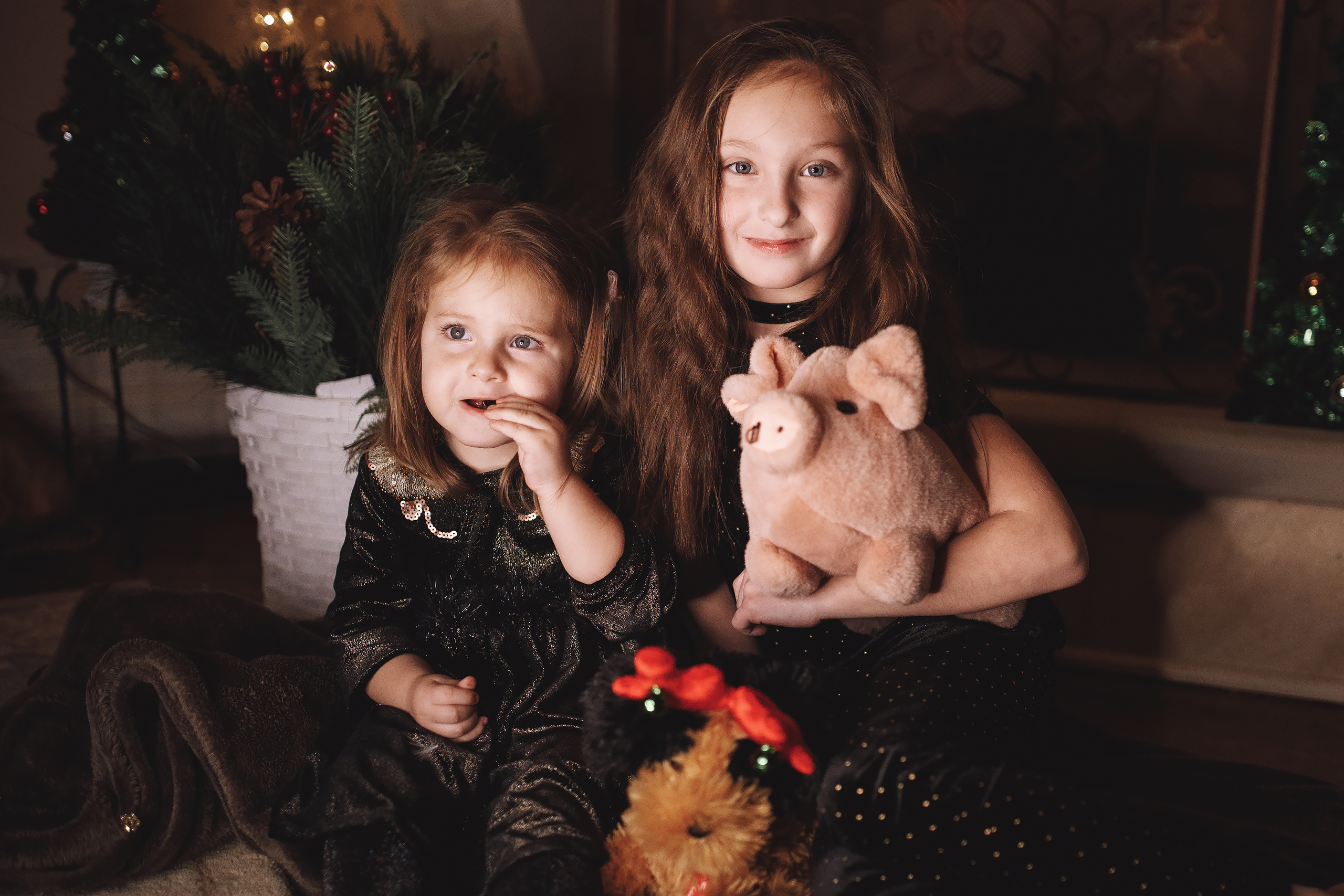 12.05.2019 Christmas Family Photoshoot. Wedding family event photographer in Chicago Nick Yushevich
