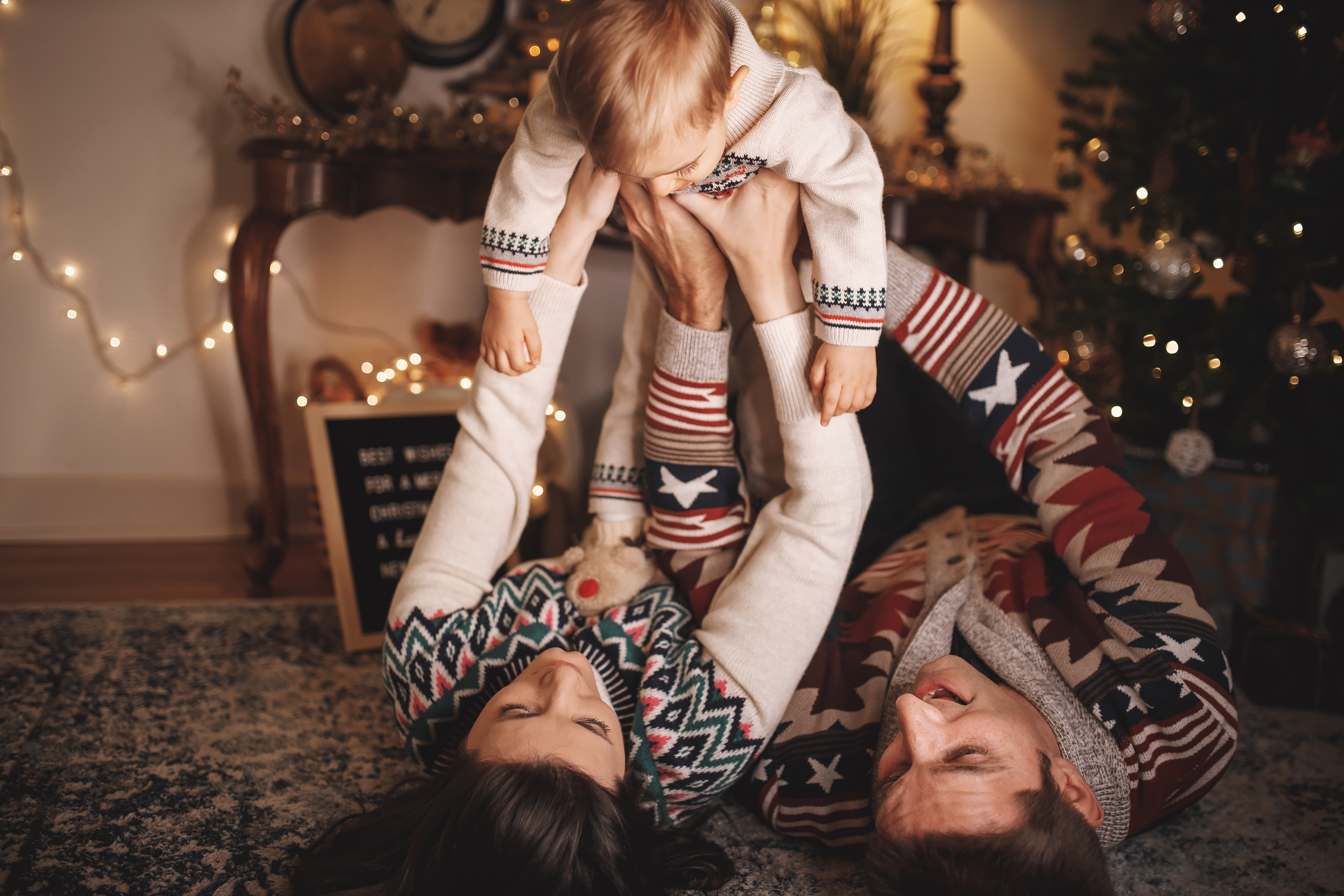 12.10.2019 Christmas Family Photoshoot 16. Wedding family event photographer in Chicago Nick Yushevich