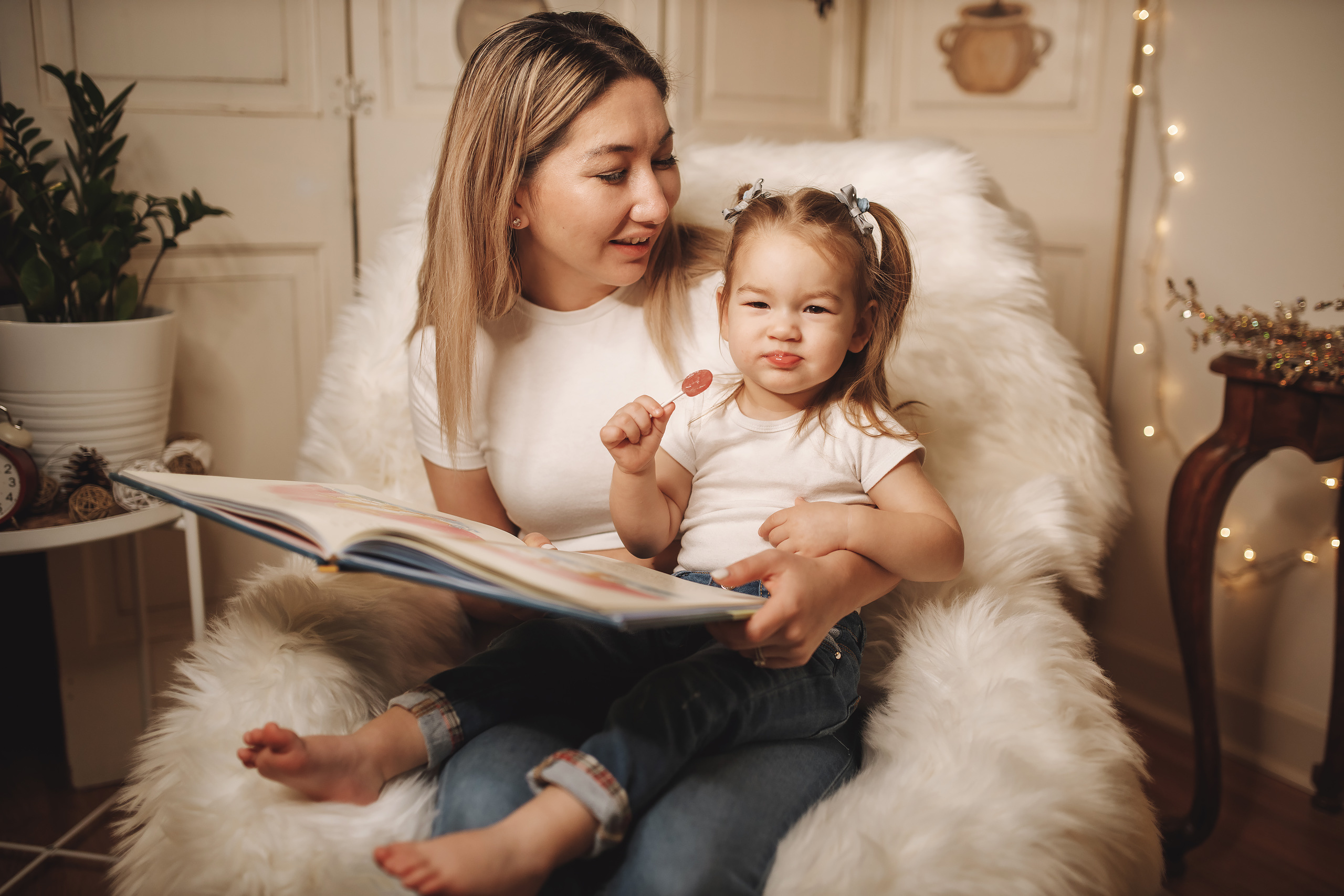 12.07.2019 Christmas Family Photoshoot 11. Wedding family event photographer in Chicago Nick Yushevich