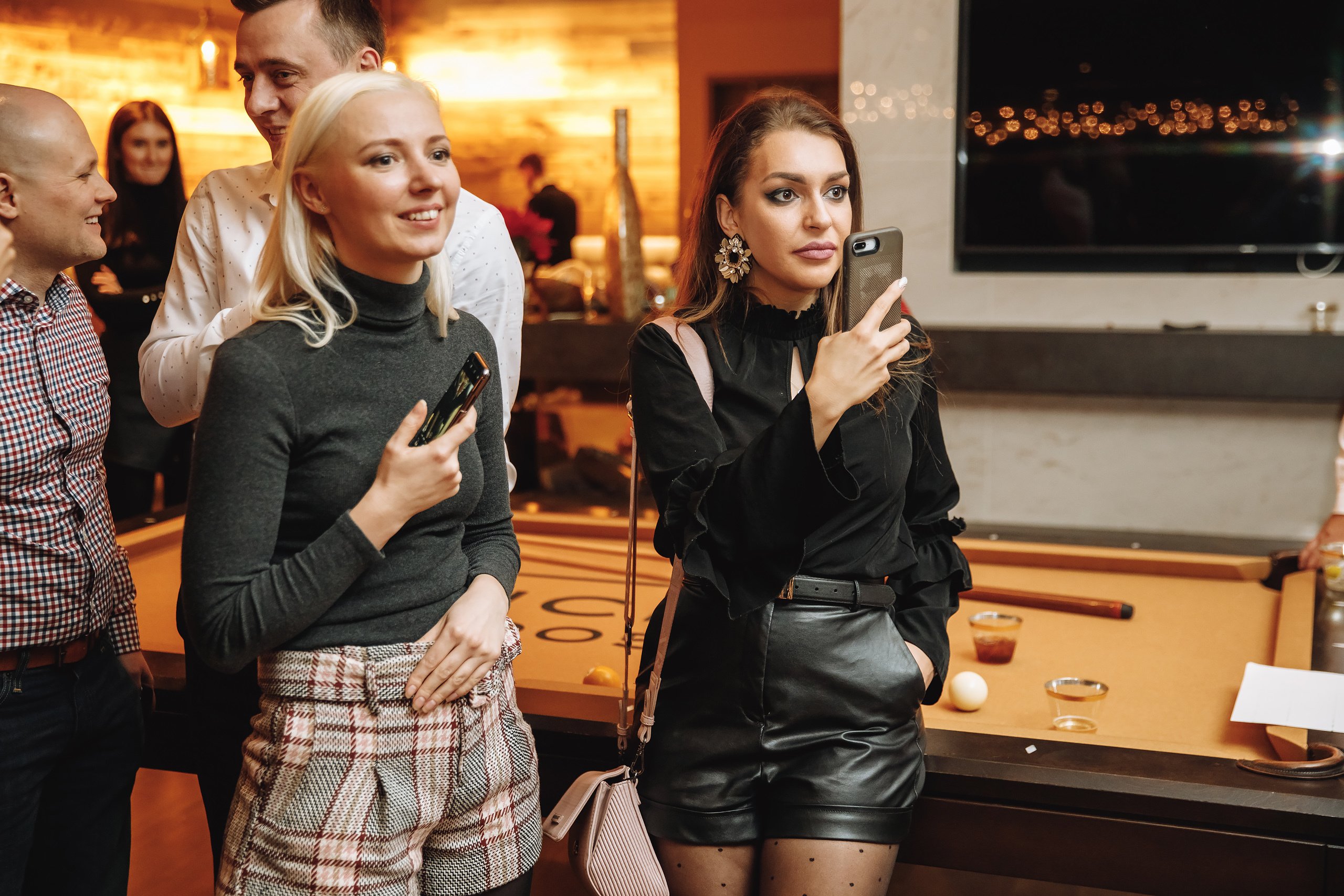 Deymar Insurance Agency. Wedding family event photographer in Chicago Nick Yushevich