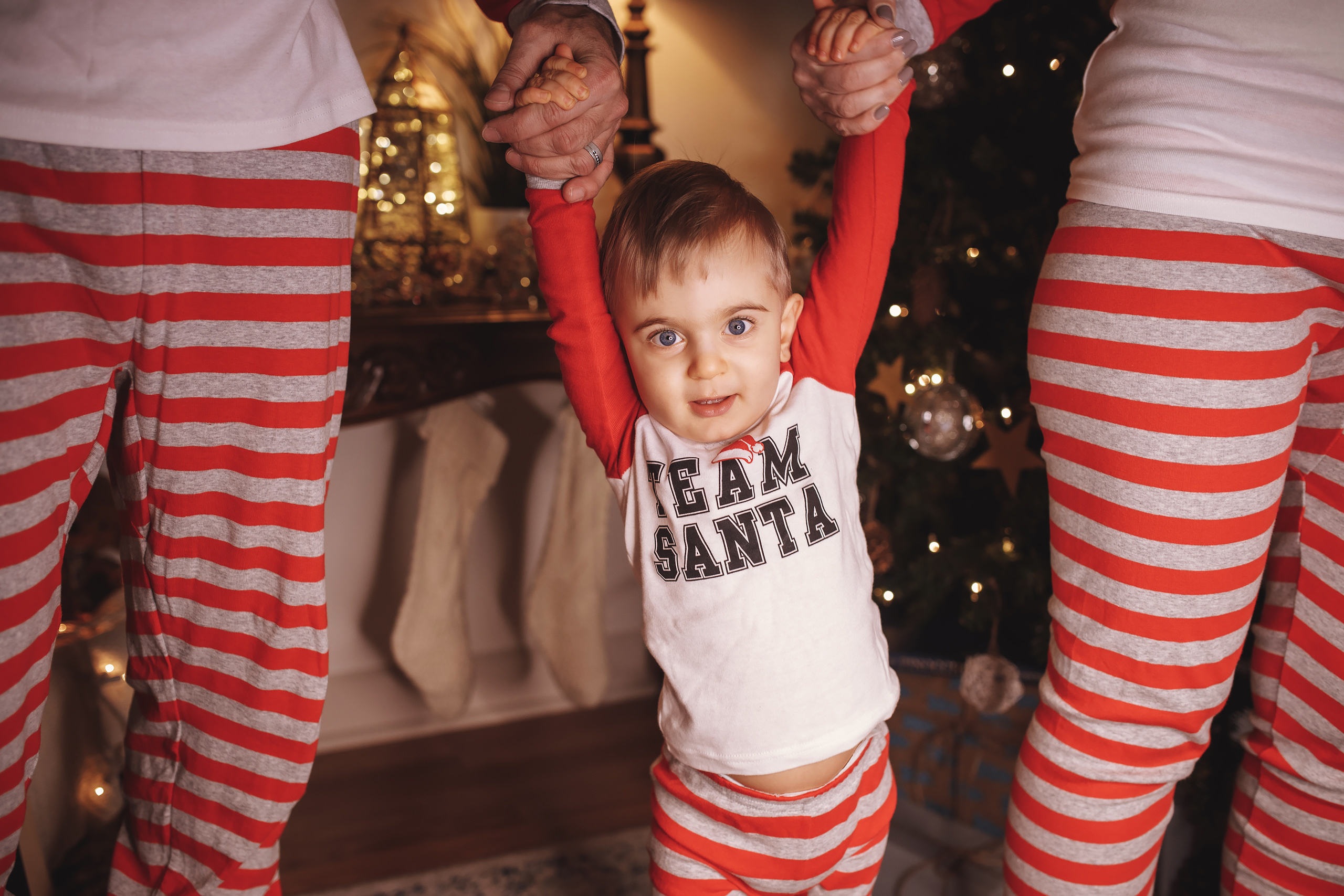 12.10.2019 Christmas Family Photoshoot 16. Wedding family event photographer in Chicago Nick Yushevich