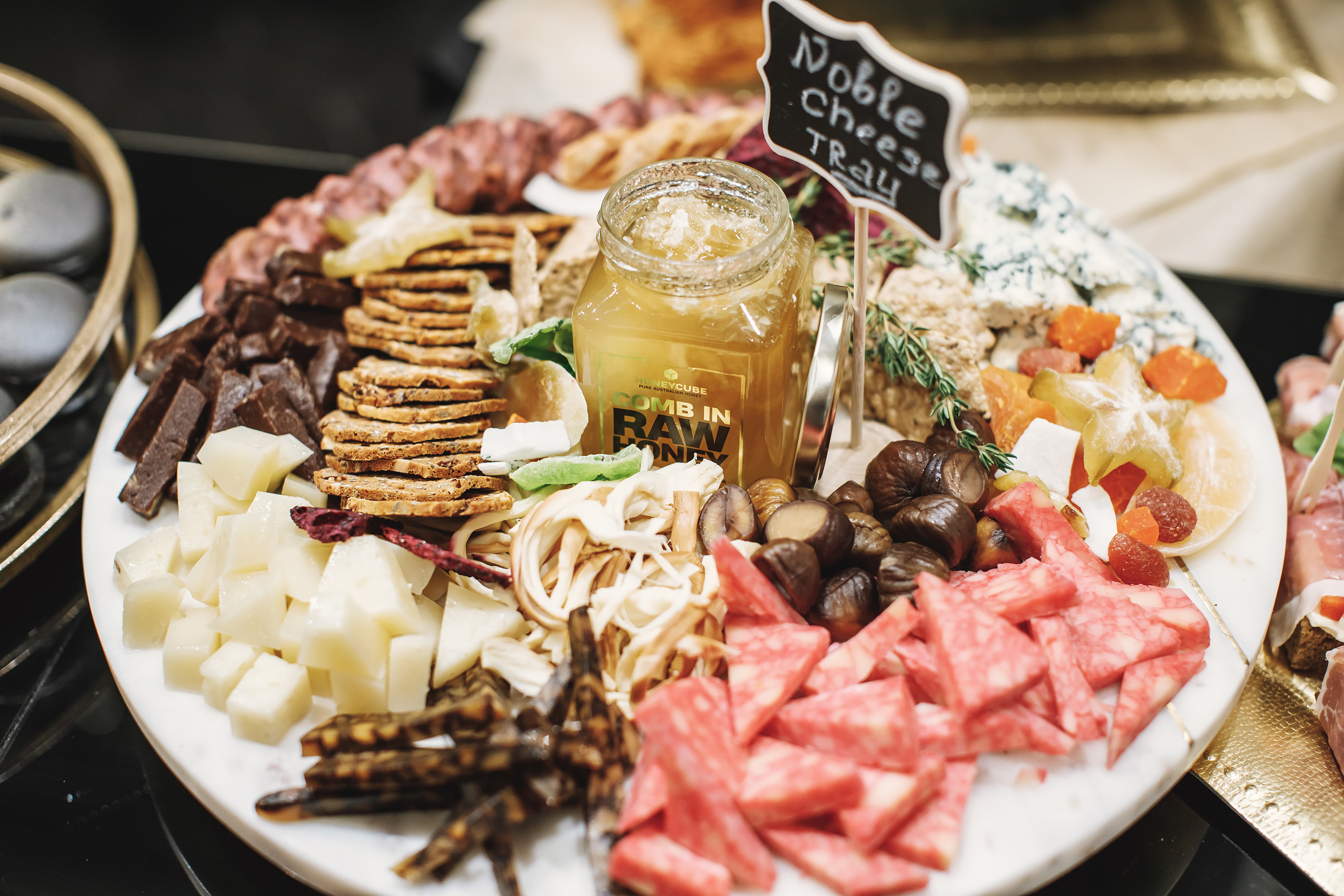 O&B style. Wedding family event photographer in Chicago Nick Yushevich