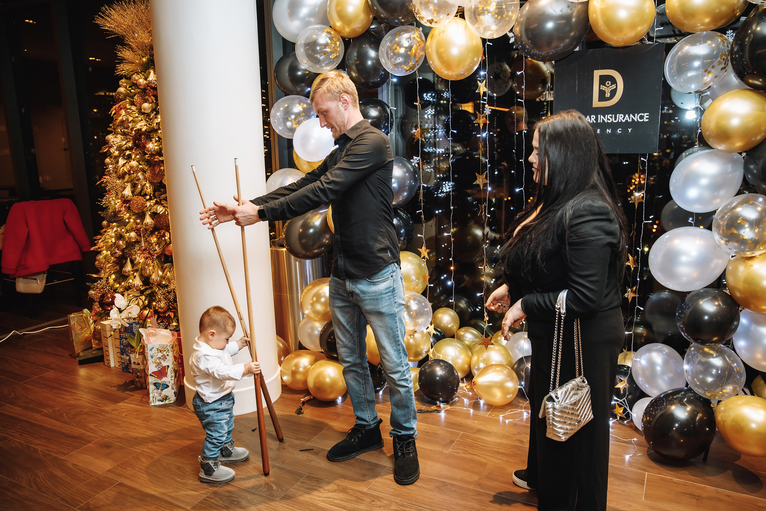 Deymar Insurance Agency. Wedding family event photographer in Chicago Nick Yushevich