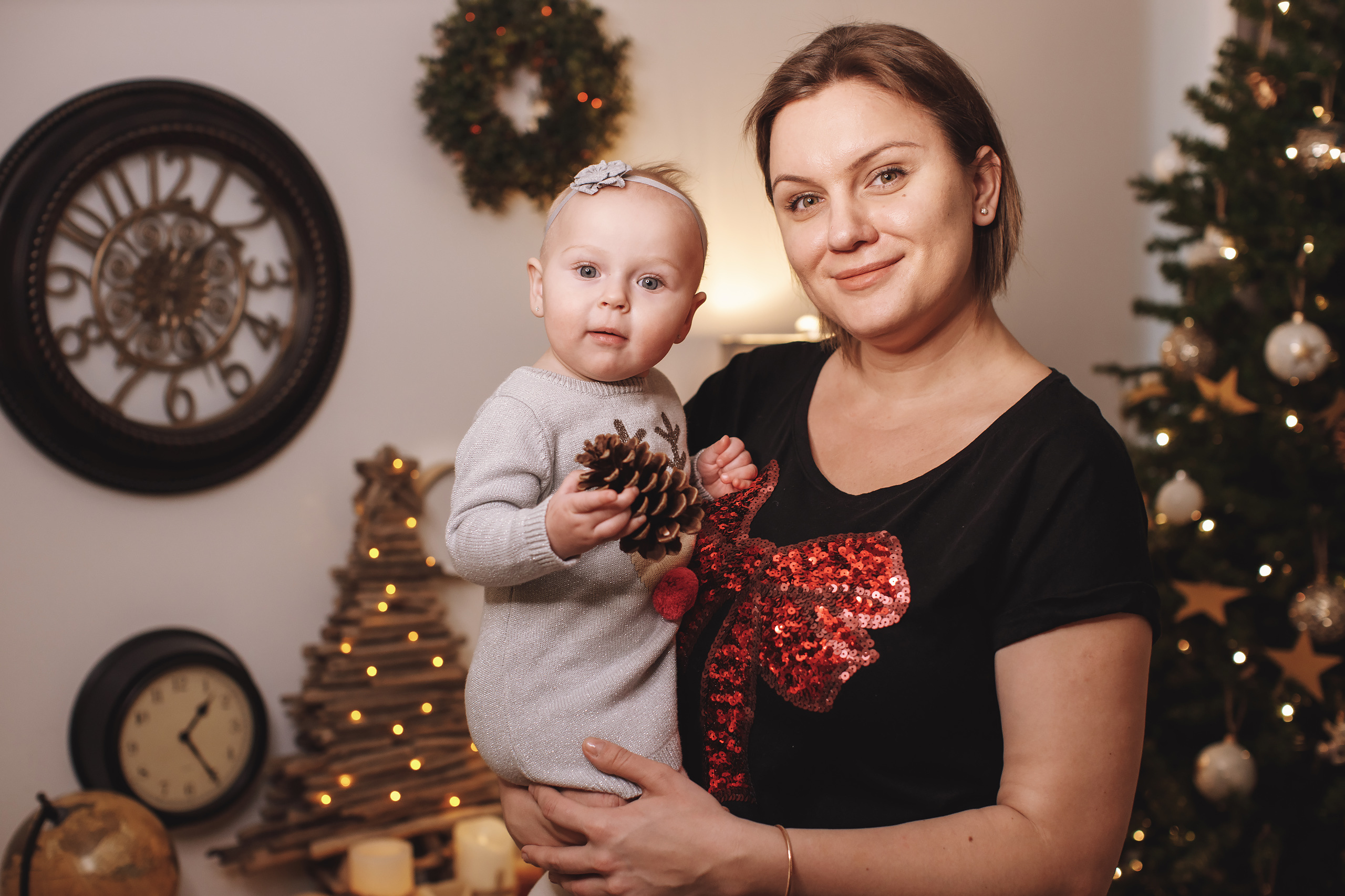 12.14.2019 Christmas Family Photoshoot 20. Wedding family event photographer in Chicago Nick Yushevich