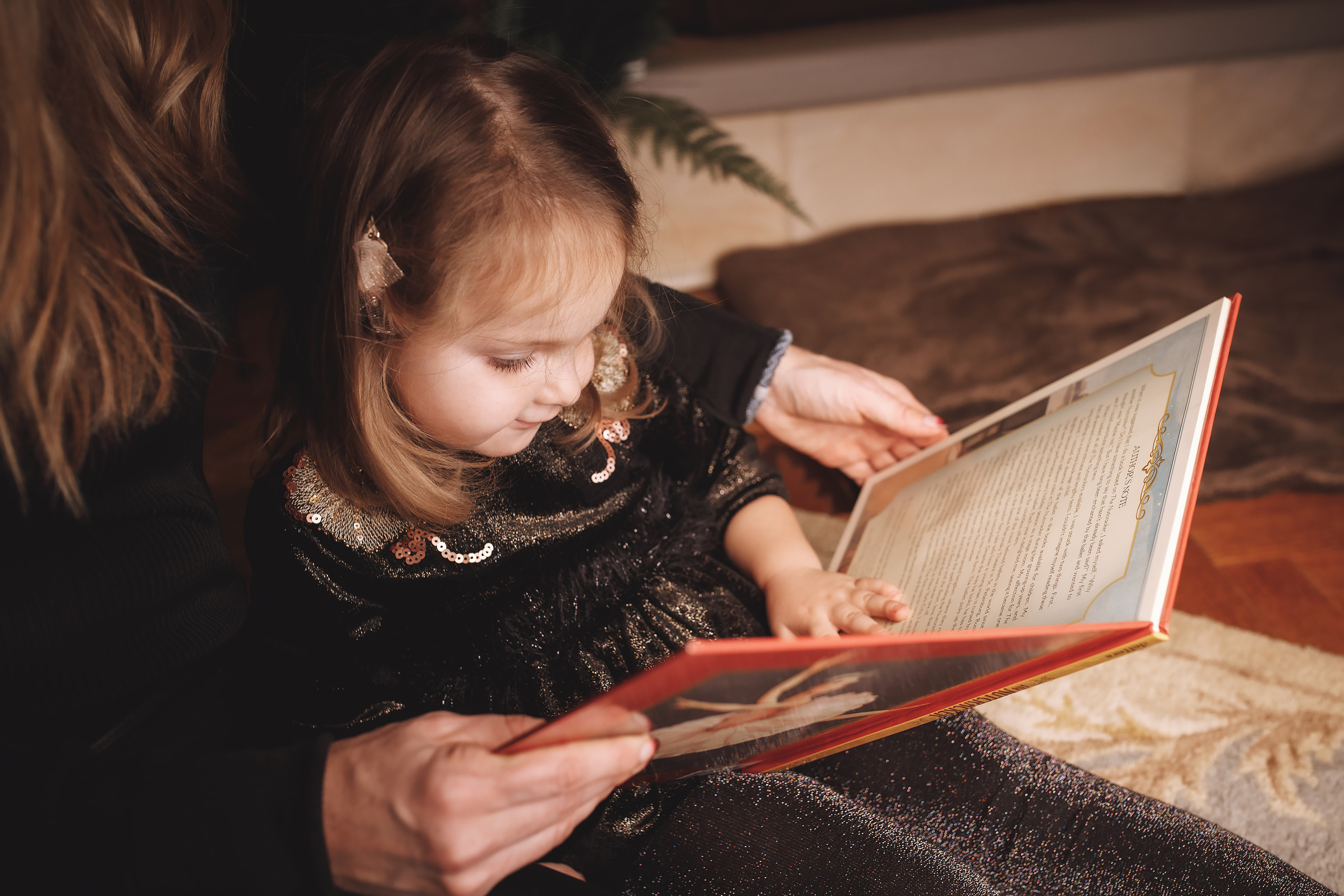 12.05.2019 Christmas Family Photoshoot. Wedding family event photographer in Chicago Nick Yushevich