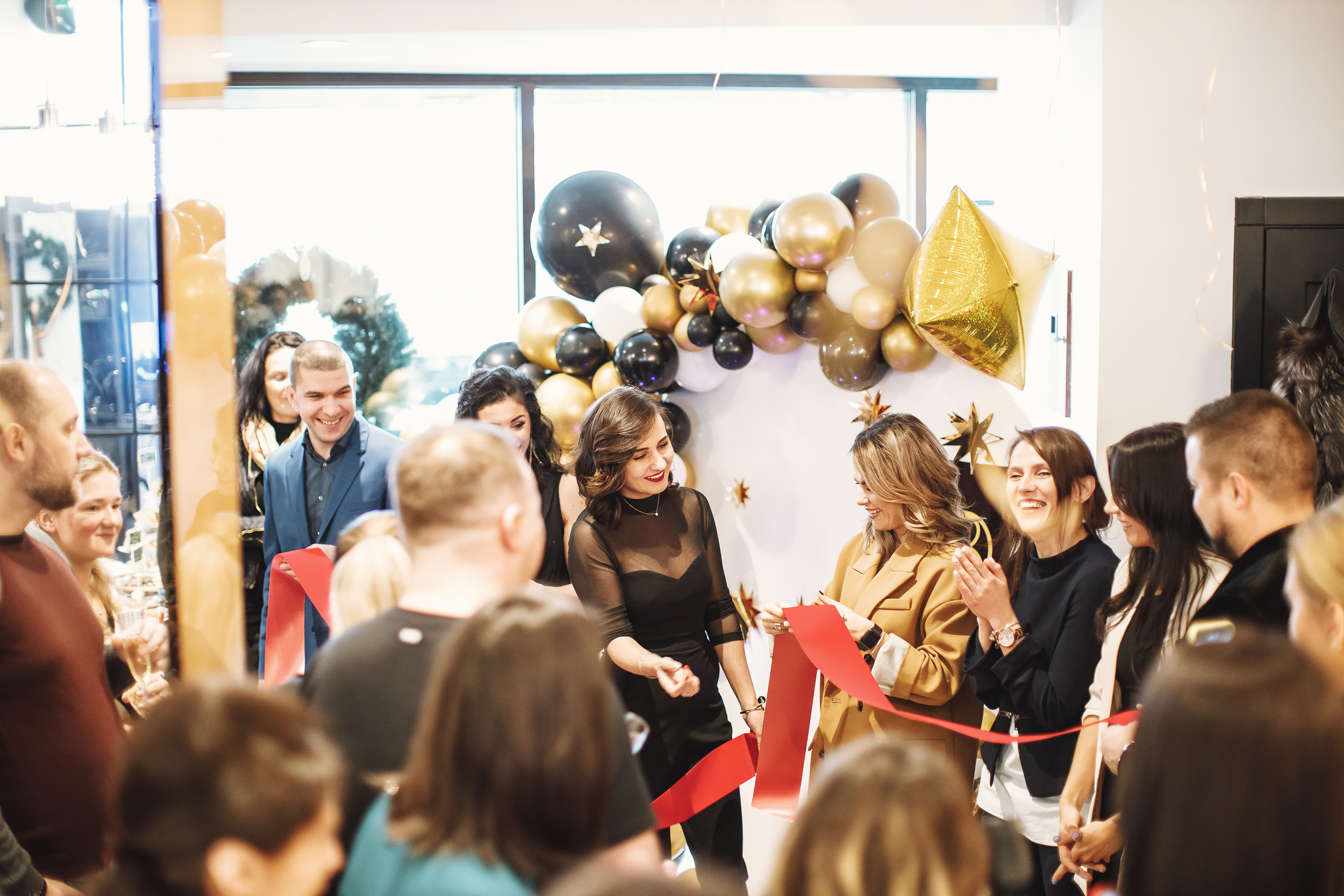 O&B style. Wedding family event photographer in Chicago Nick Yushevich