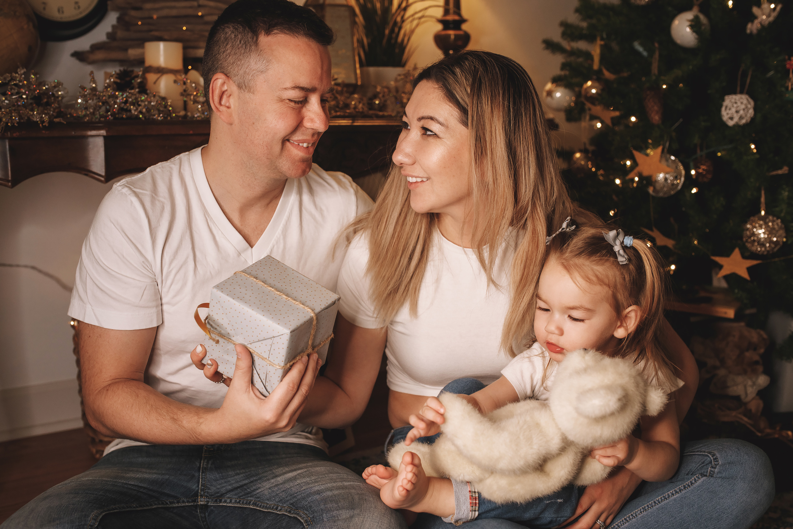 12.07.2019 Christmas Family Photoshoot 11. Wedding family event photographer in Chicago Nick Yushevich