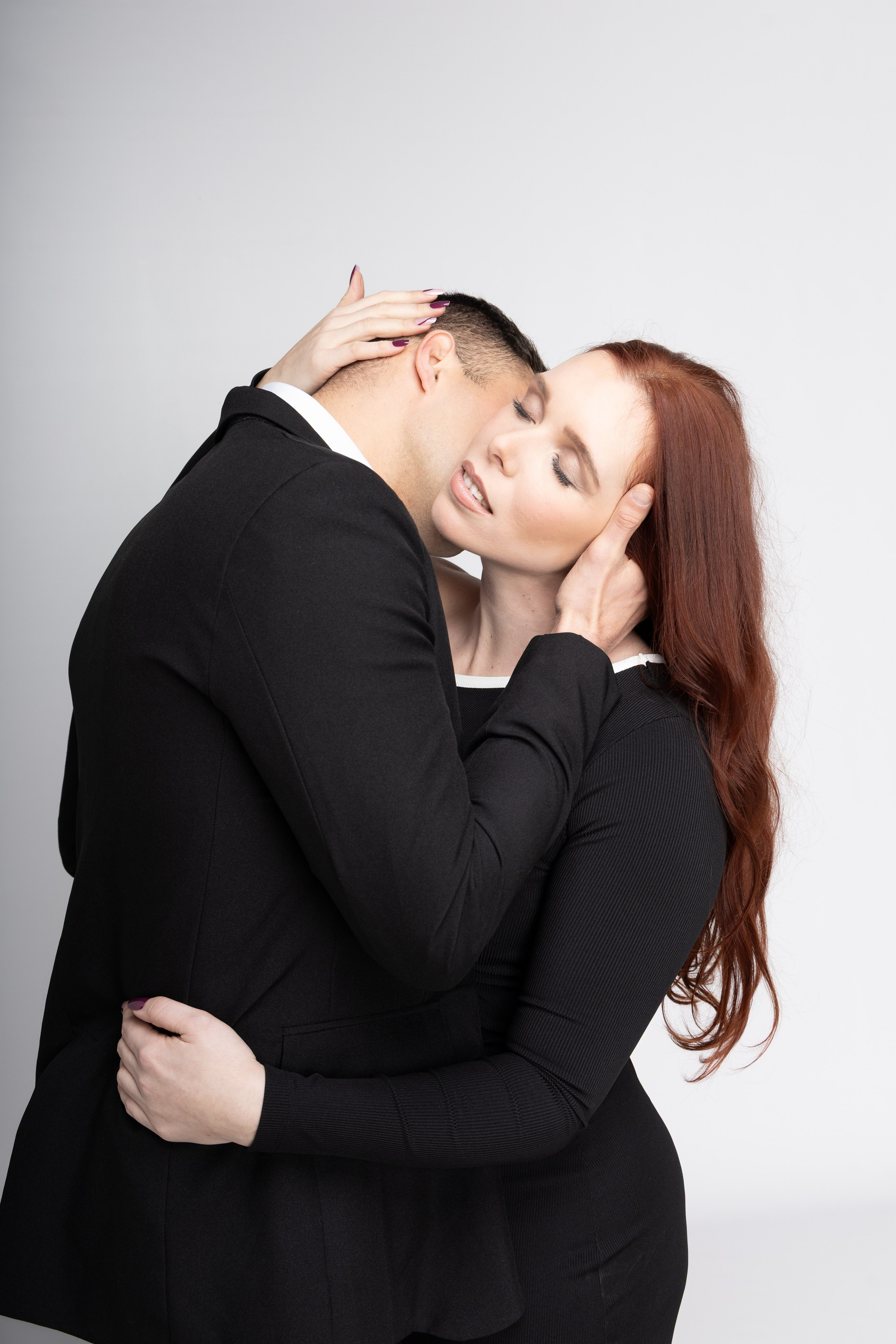 Séance photo couple Albi. Photographe de mariage et de portrait dans le Tarn, Toulouse et en Occitanie