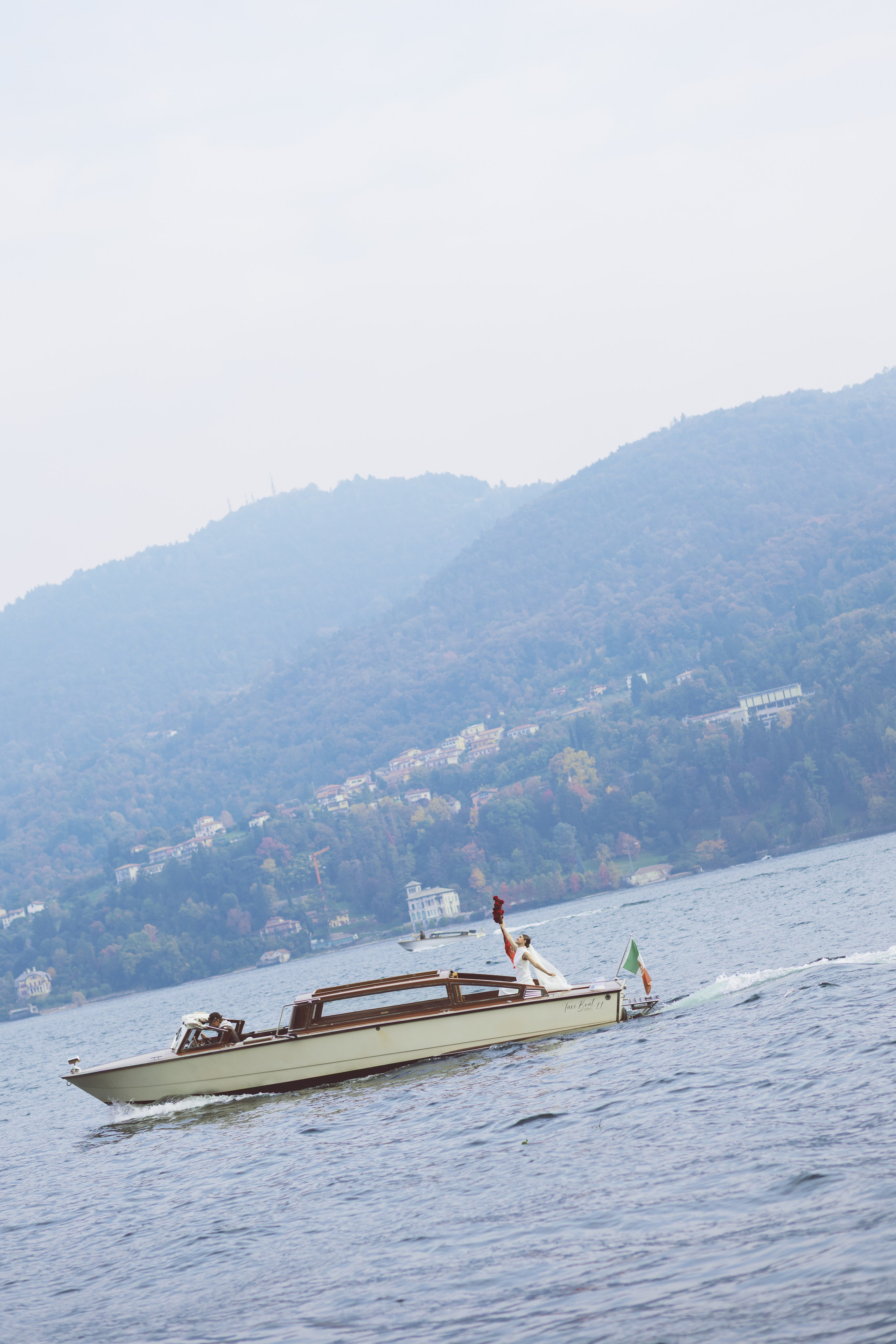 Julia — Red Wedding Editorial on Lake Como. Liza Bizzaro — Italy Wedding, Love Story & Portrait Photographer in Milan, Turin, Piedmont and Across Italy