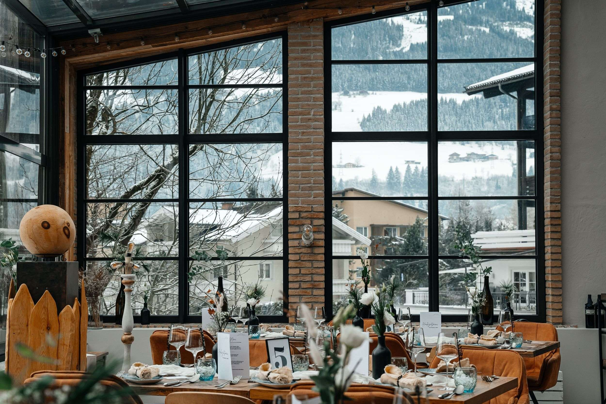 Winter Wedding Film in Bad Hofgastein — Hotel Sendlhofer’s, Austrian Alps. Wedding photographer & videographer in Germany and Frankfurt | Denis Mirosnik