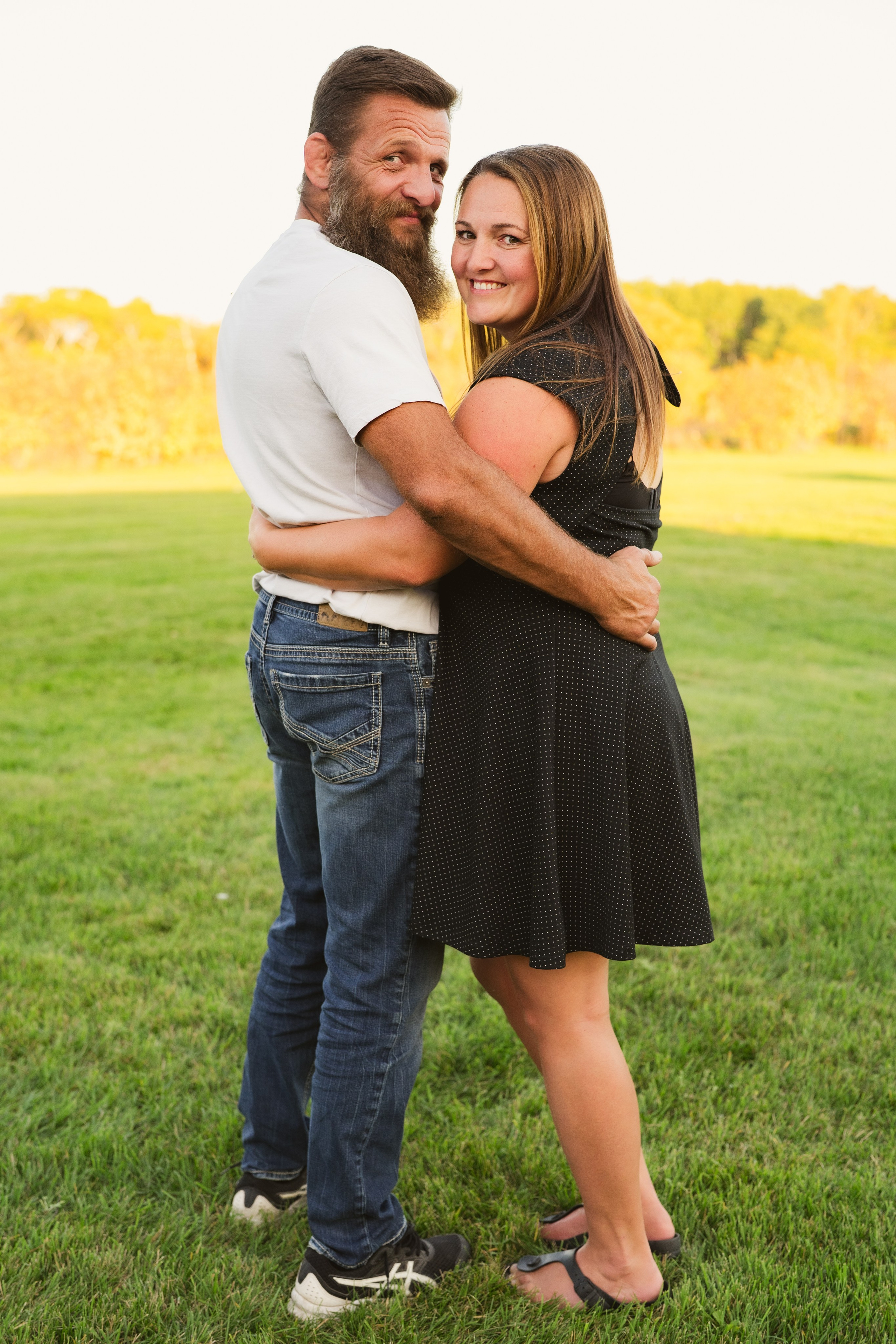 Tiffany and John’s family. Photographer Viktoriia Skavronskaya