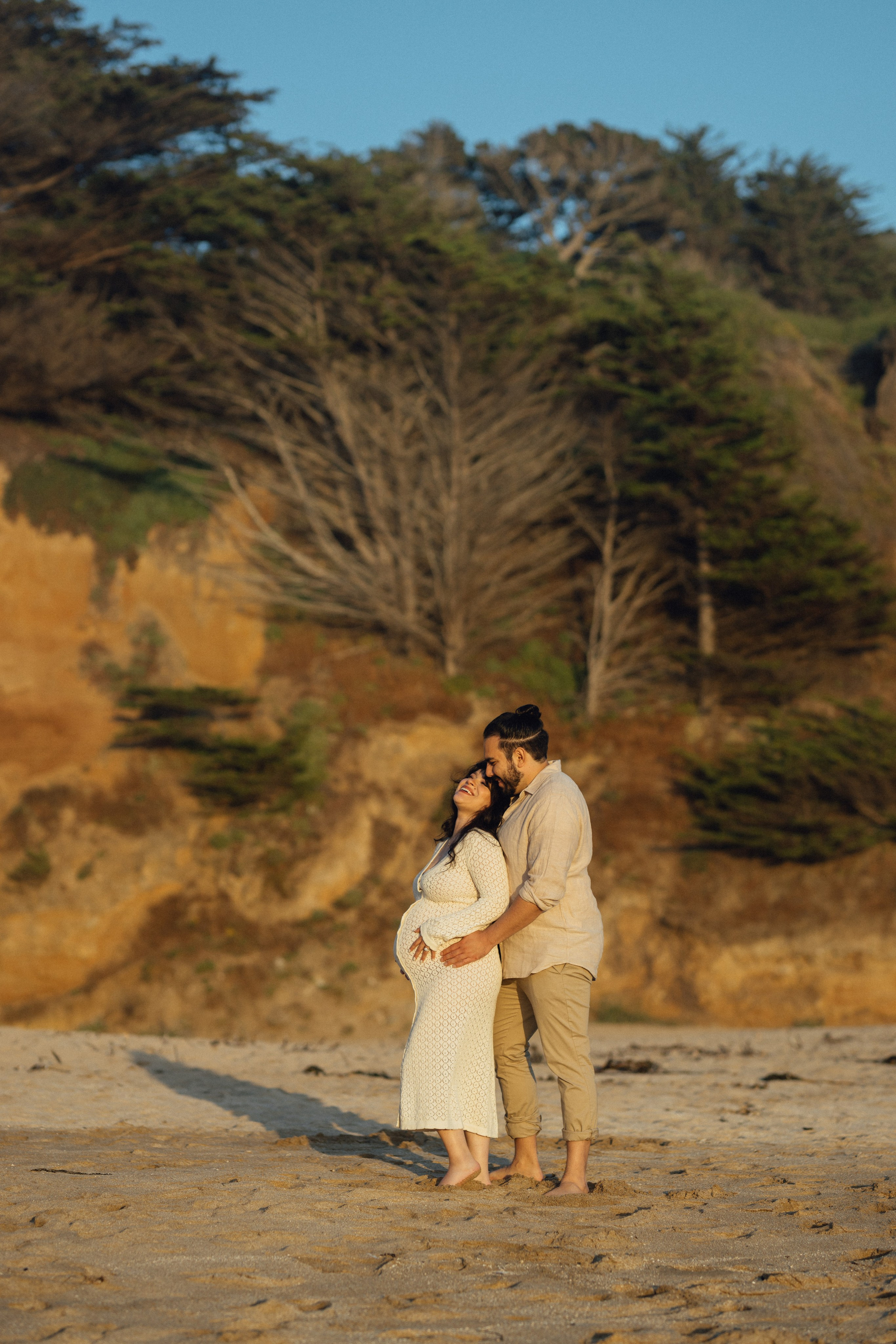 Gray Whale Cove State Beach Maternity Photo Session. Maternity, newborn photographer in the Bay Area|Iryna Rakivnenko