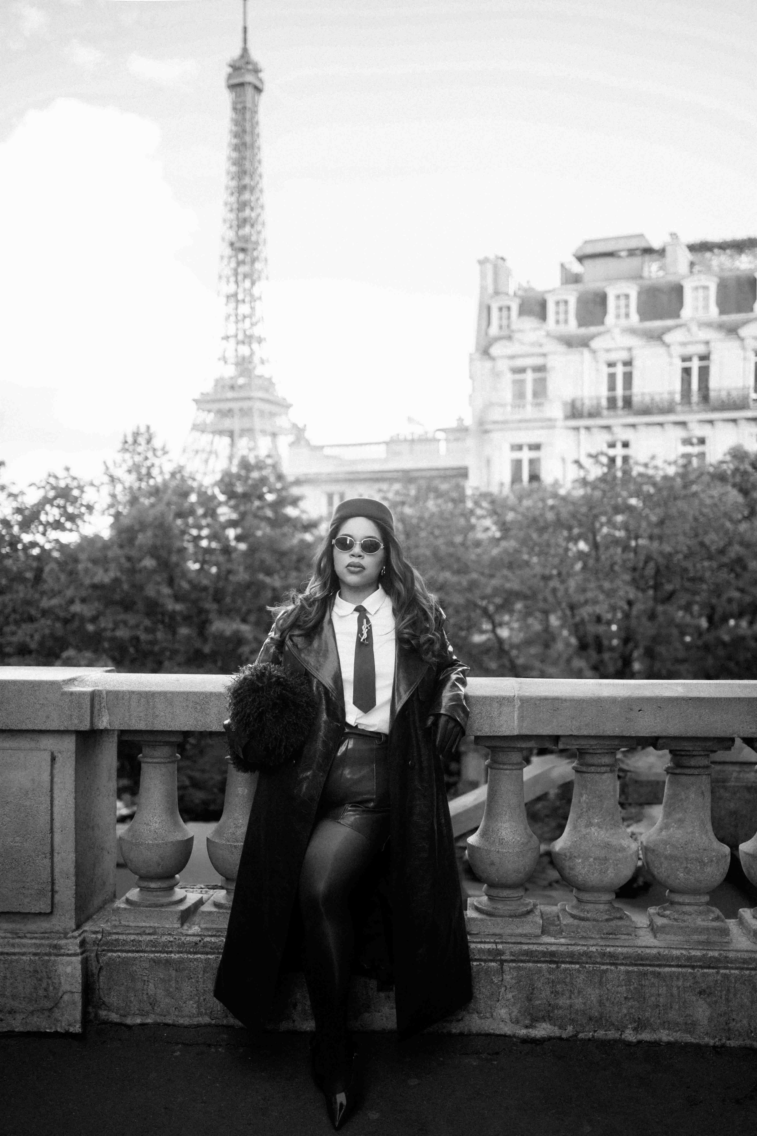 Miriana (1 hour). Photographer in Paris|Solo and groups, portraits & content, couples photo-shoot in Paris at the best locations