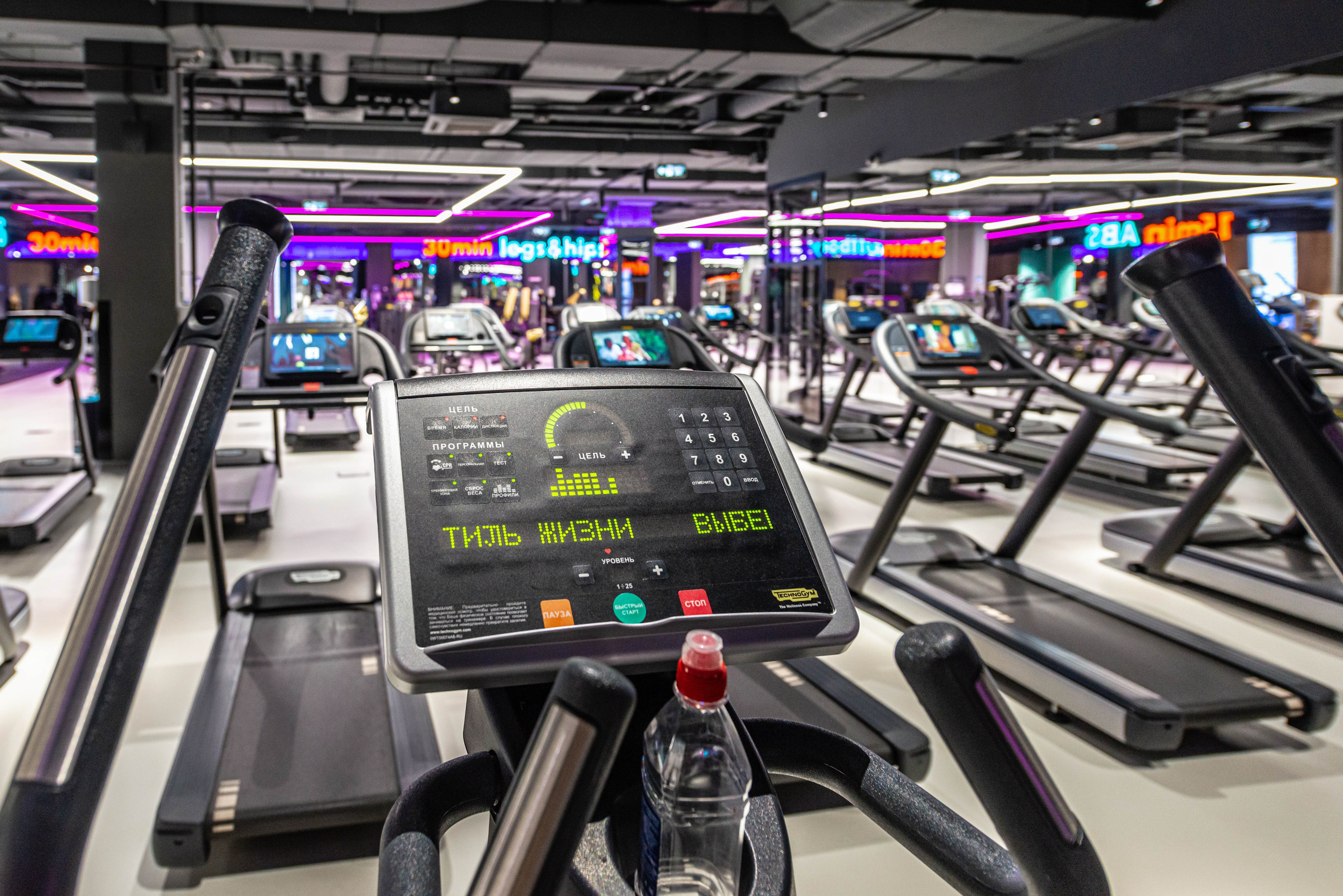 Фитнес-клуб DDX Fitness в Ростокино. PHOTOGRAPHER QUINTANA ROO