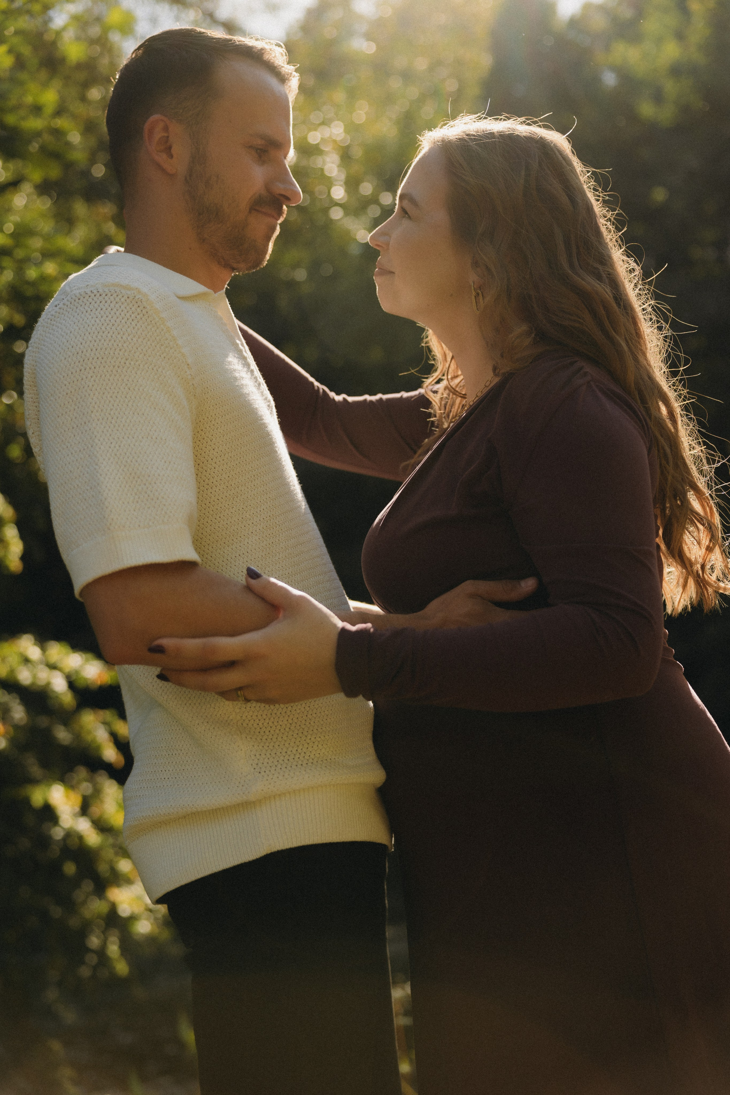 Sigita ir Artūras | Pabėgimas į gamtą ir aštrūs šešėliai. Vestuvių ir šeimų fotografė Lena Bondarenko / belove photo