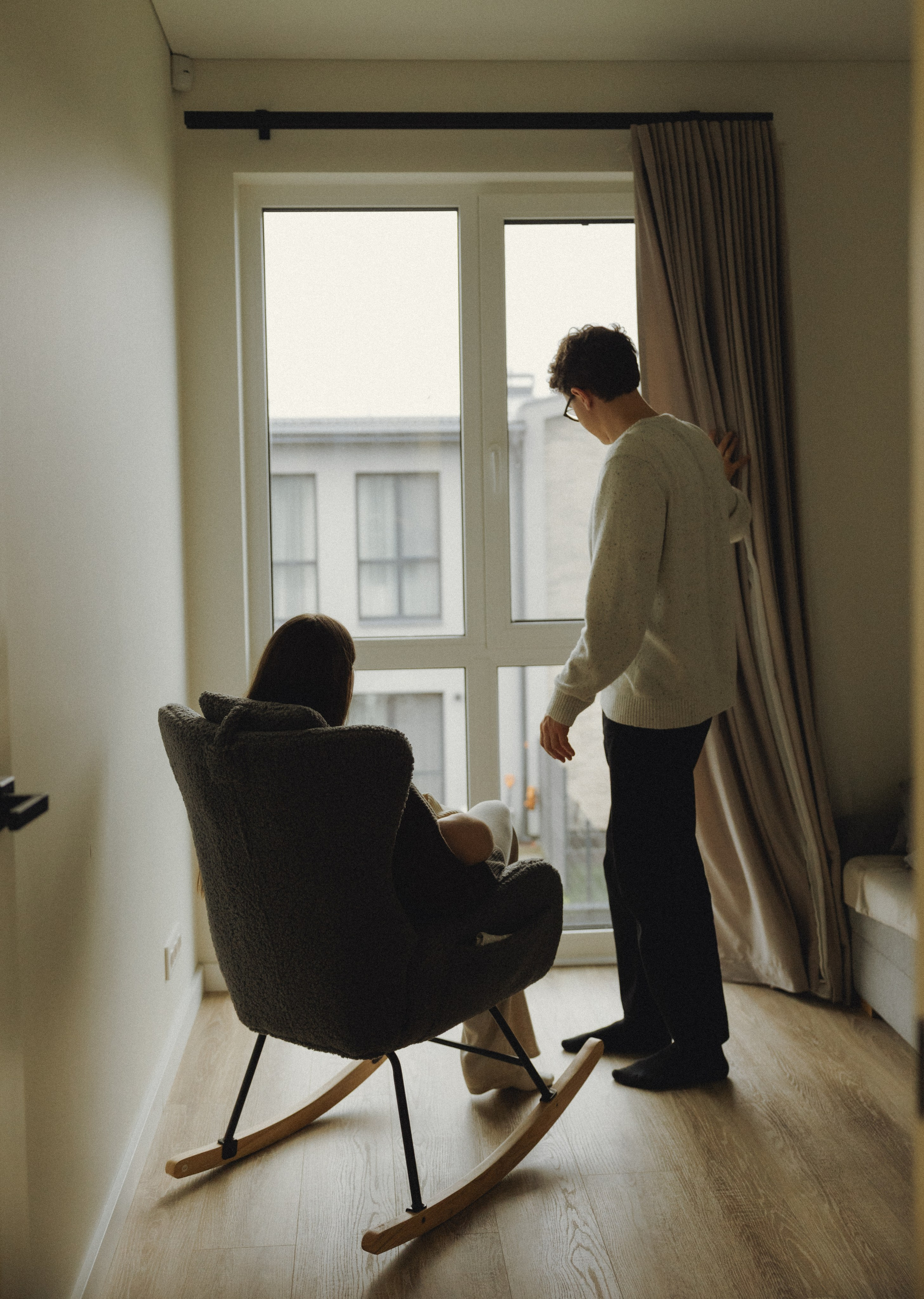 Naujagimio fotosesija namuose | 2025. Vestuvių ir šeimų fotografė Lena Bondarenko / belove photo