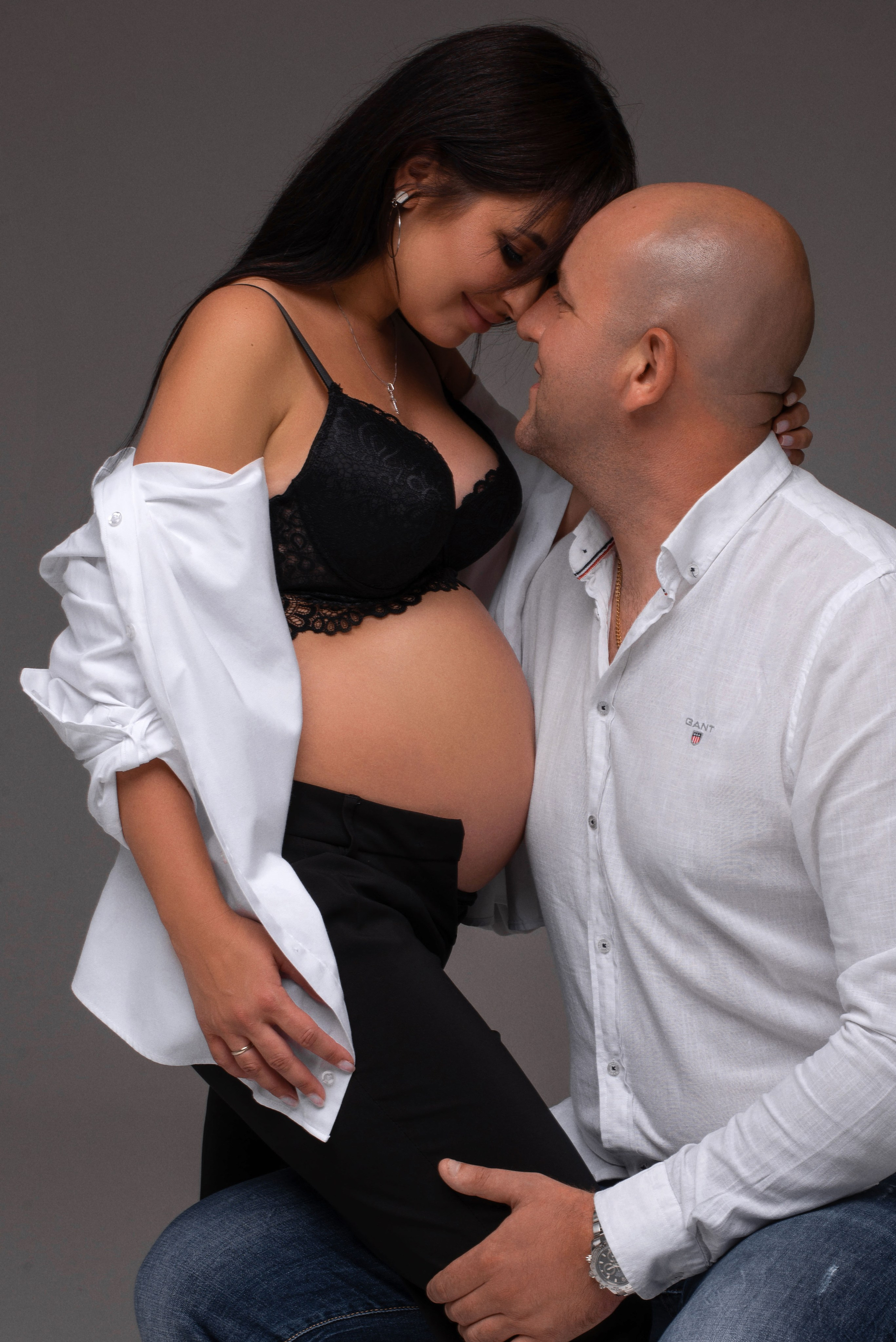 Maternity. Julia Kuzmovych personal and pregnancy photographer in London