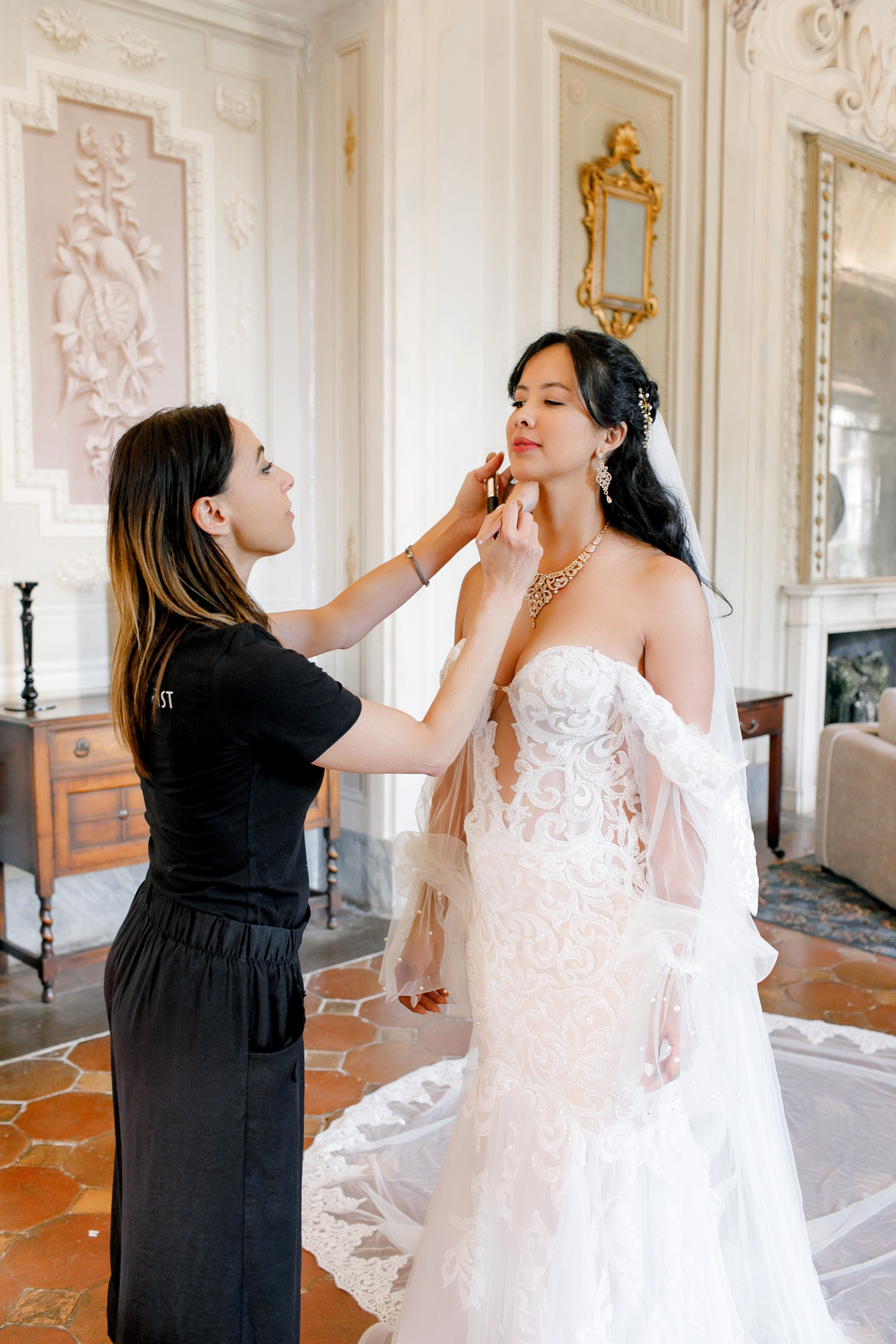 Tuscany Castello di Montegufoni wedding. Iurkovski PHOTOGRAPHY in Europe. Luxury destination weddings and events