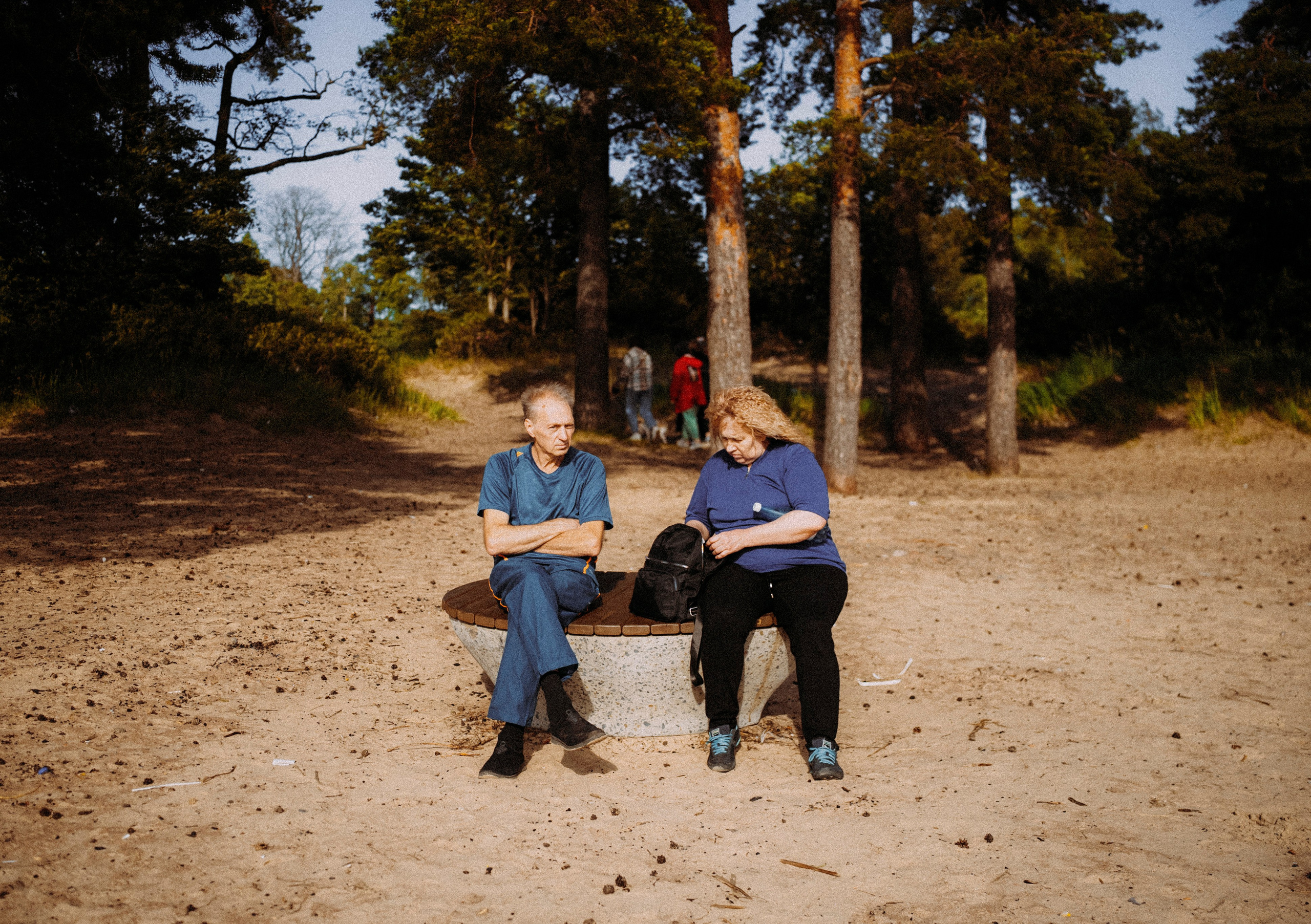 2025. Стрит-фотография, полная абсурда, идиотизма и красоты