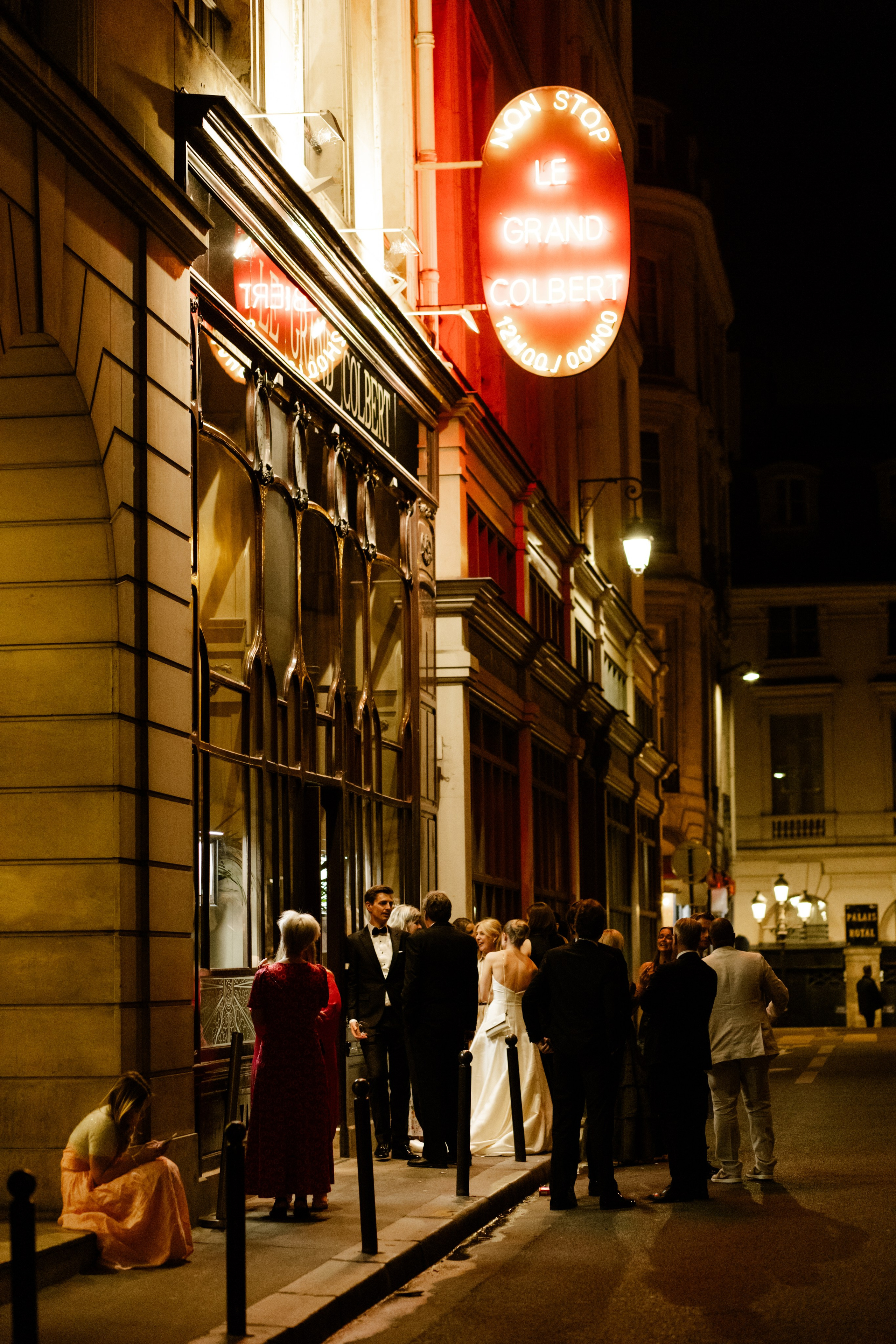 Clara & Douglas | Wedding Photography in Paris. Paris Wedding Photographer