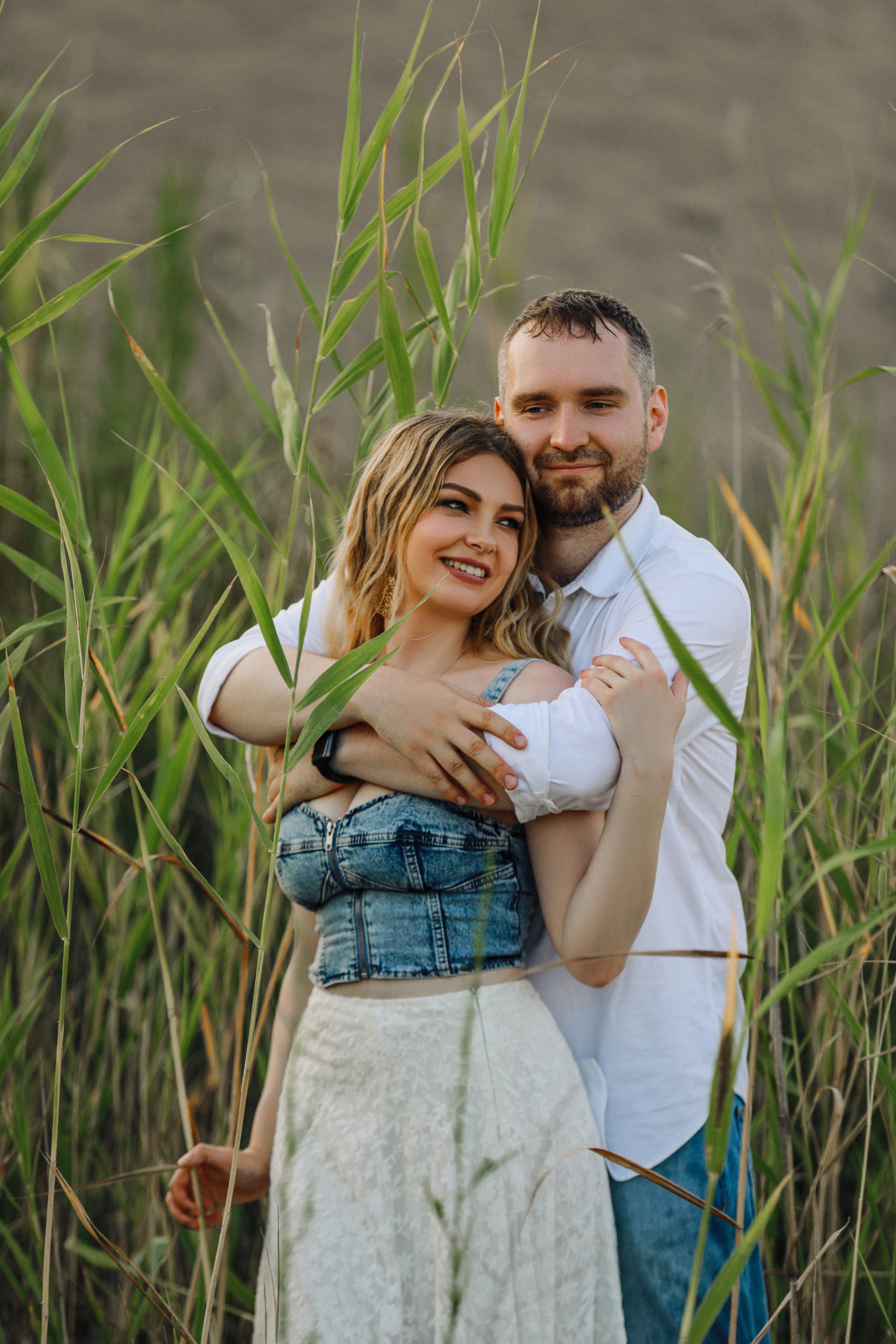 парная фотосессия на природе 