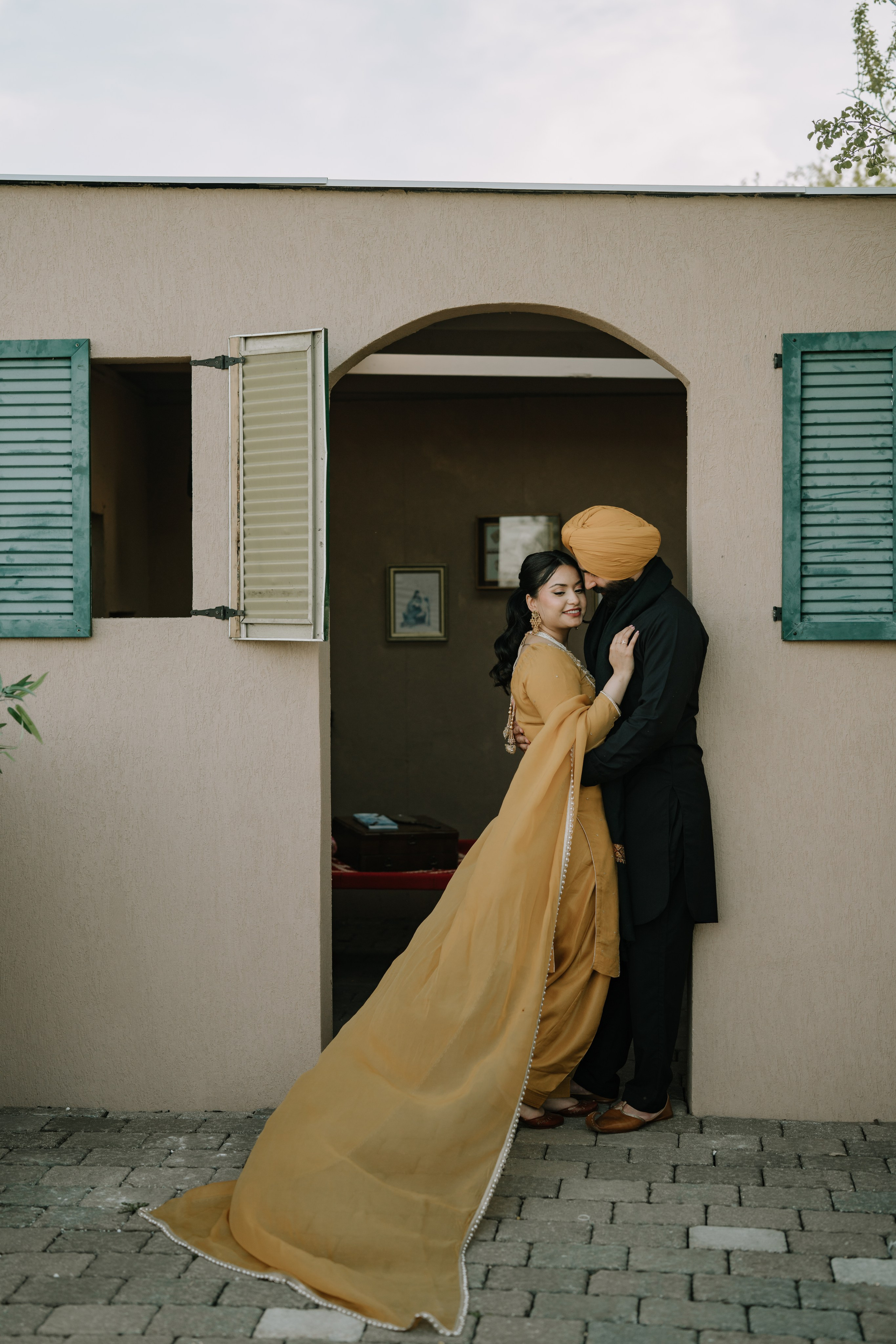 Gagan & Jasmeen. Wedding Photographer & Cinematographer studios