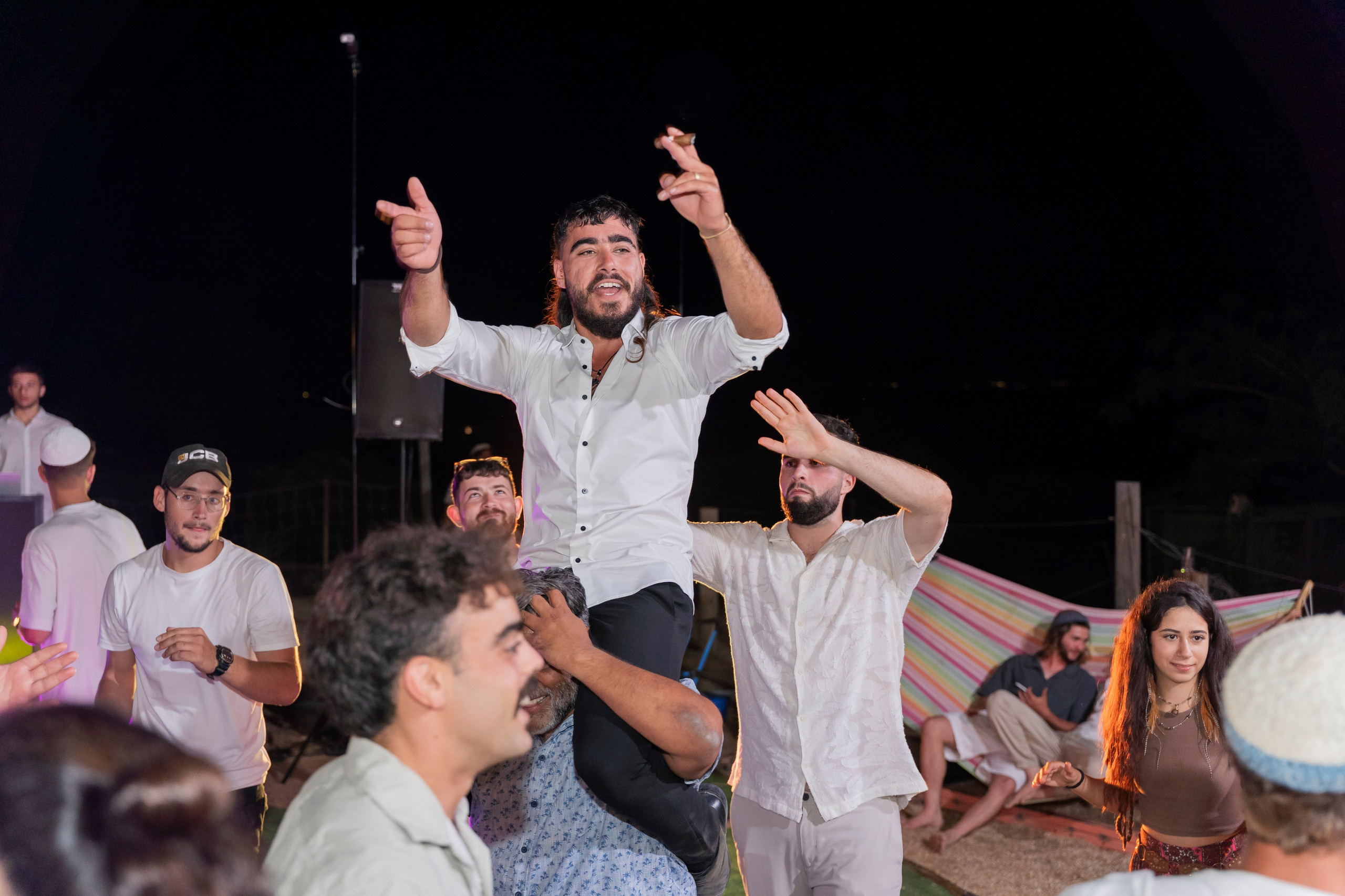 אביה ואחיה. יוסף מזרחי צילום חתונה, ברית וזוגיות. צלם מקצועי שאוהב להוציא אתכם הכי יפים ברגעים הכי מרגשים