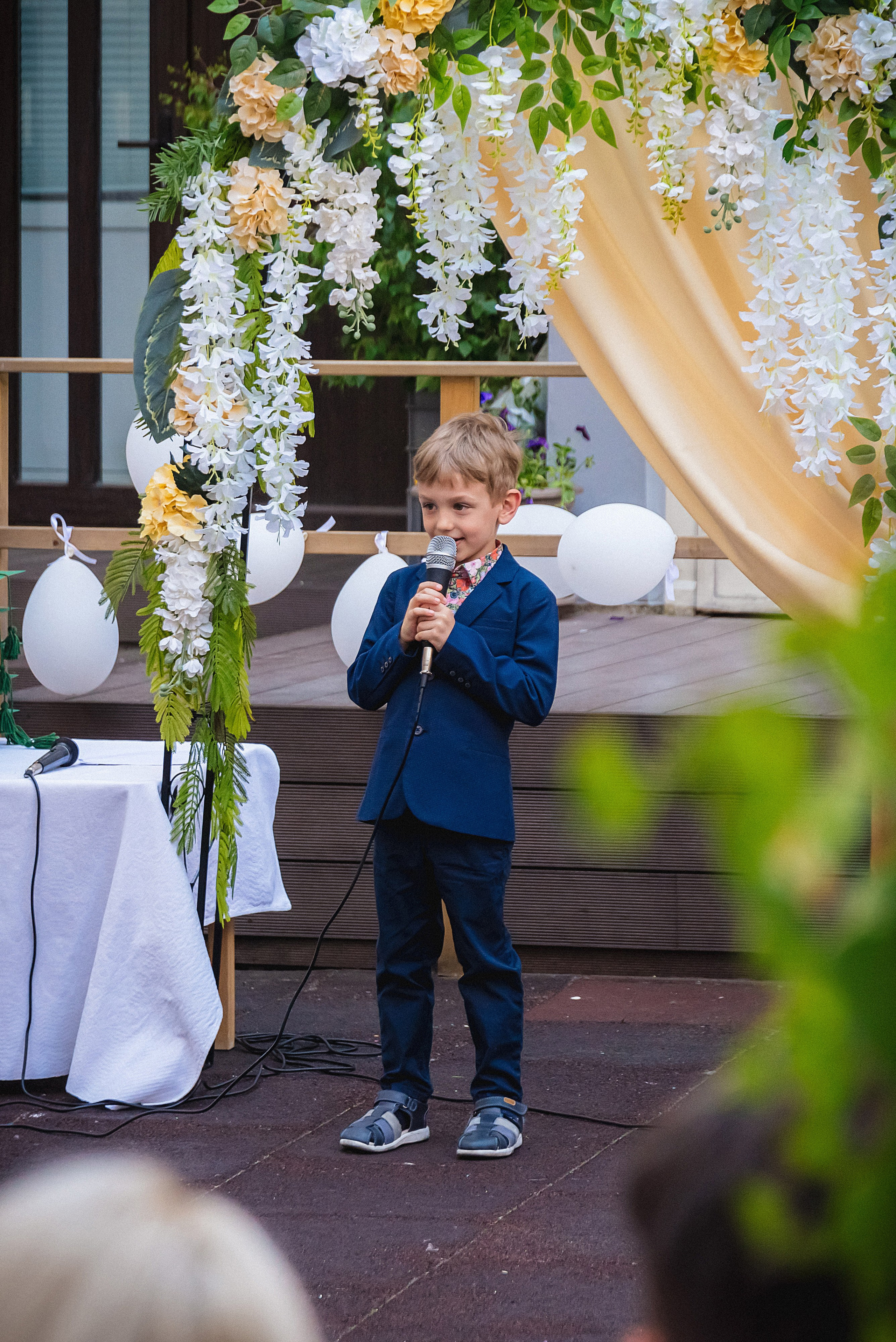 Zīles Skolas Izlaidums. Fotogrāfs Rīgā. Gīmenes, individuālās un dažādu produktu fotosesijas