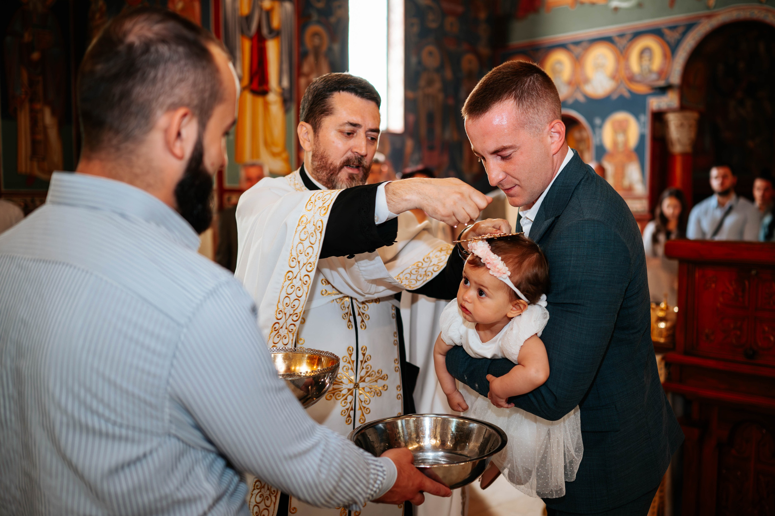 Irina - krštenje. Dečiji i porodični fotograf