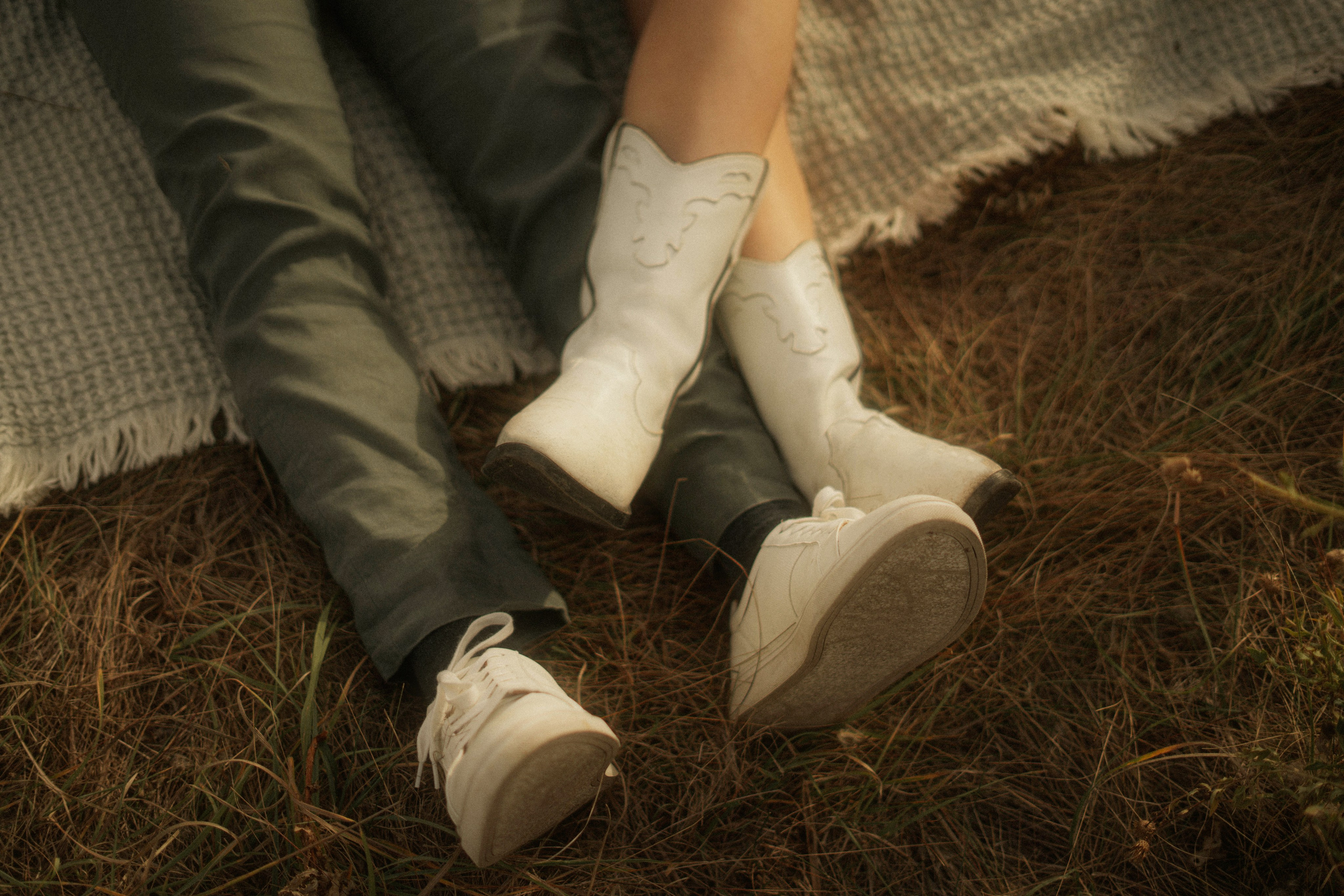 Engagement/Love Story. Abluecat photography