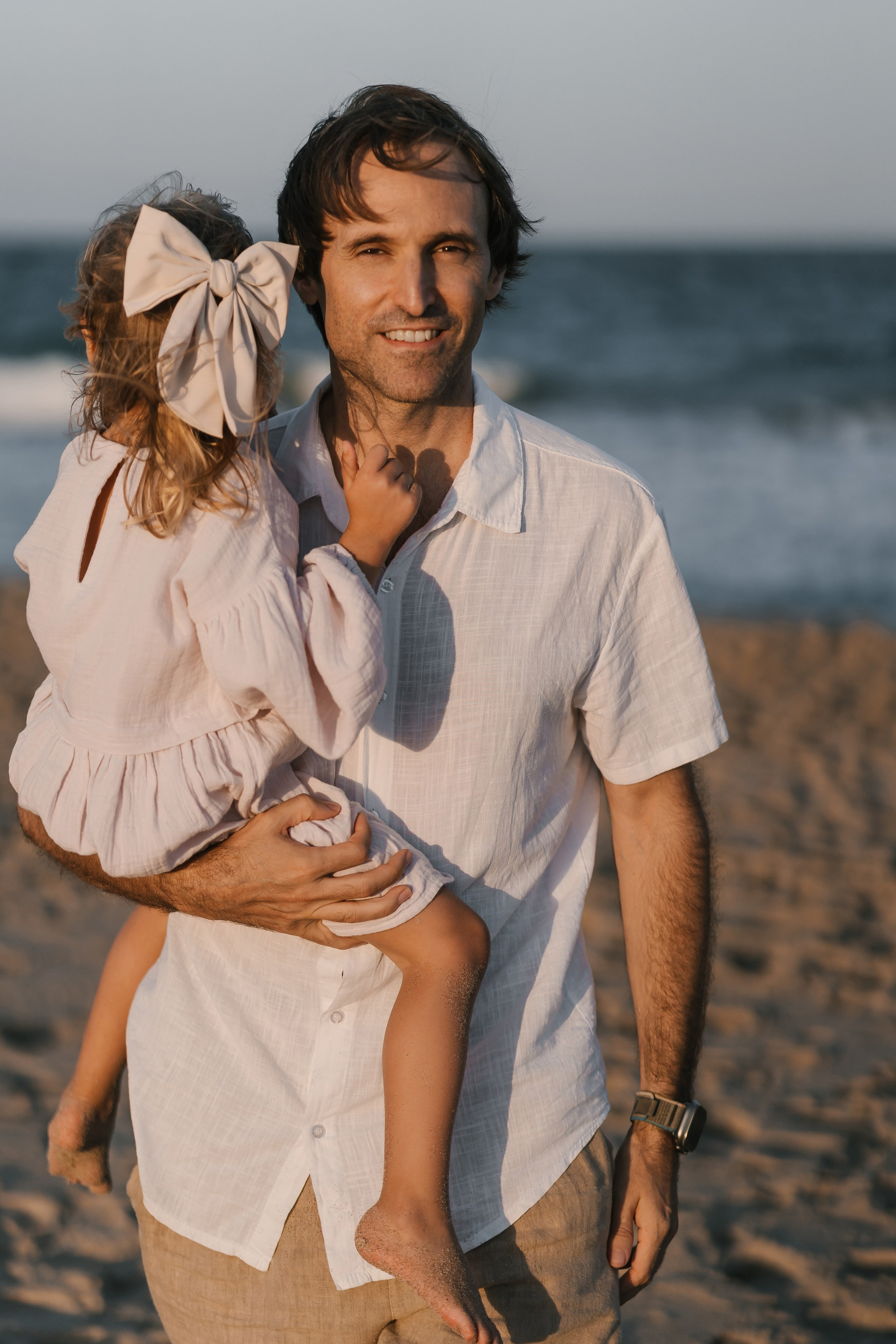 Julia, Pedro y Mia. Fotógrafa de bodas y familias en España, Valencia: Nadia ProFoto