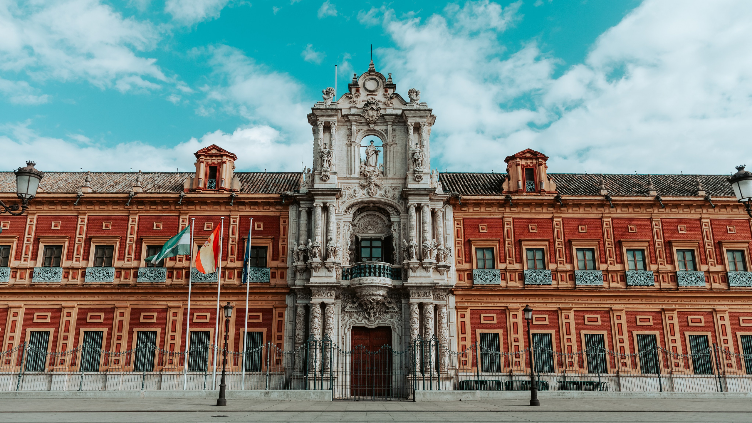 Travel & Street. Mario Jelikic Photography